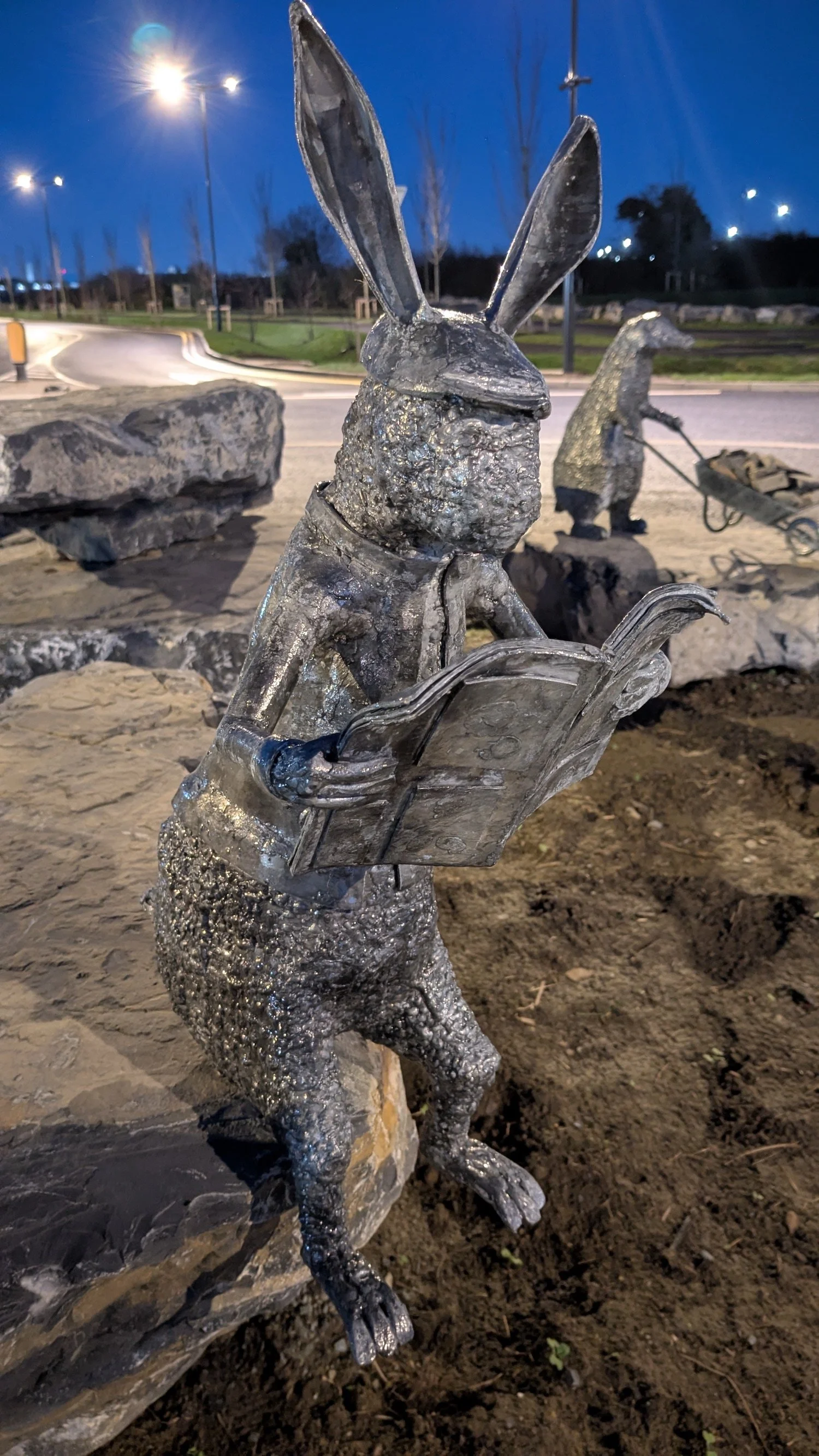 Closeup of rabbit sculpture at Mountpark, JSA Architects.jpg