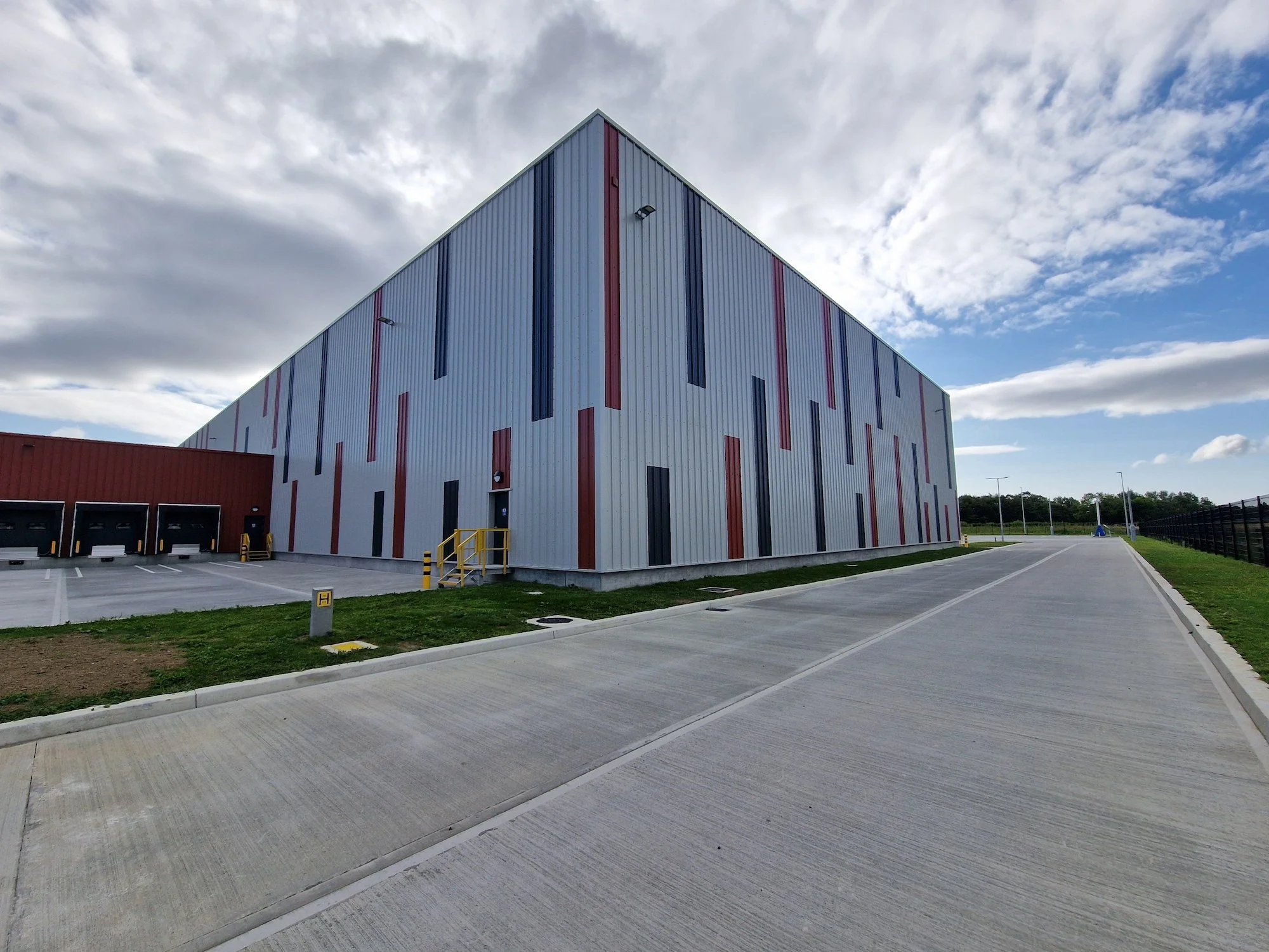 Fed Ex Dublin Logistics, JSA Architects.jpg