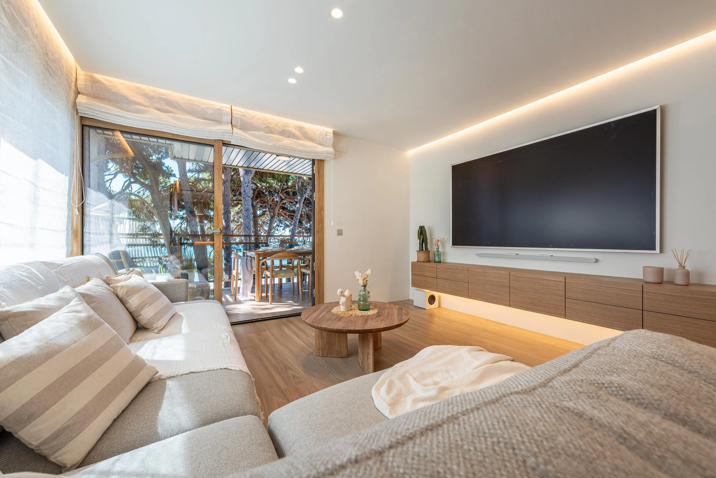 WhatsApp Image 2025-05-31 at 11.55.50_77e1289d.jpg