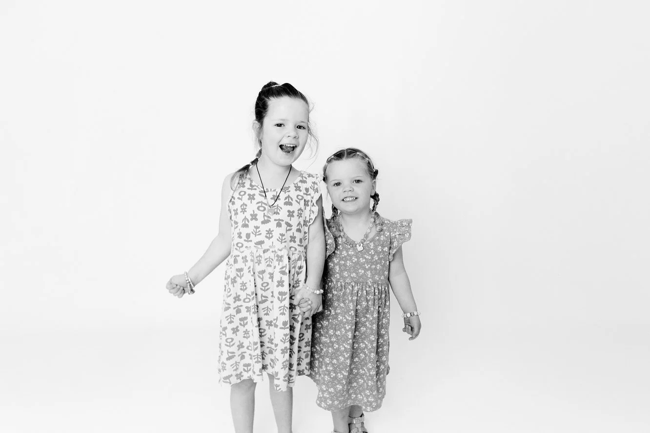✨ Sisterhood ✨ There&rsquo;s still a few spots available for this Saturday, bring your little personalities for their own session 📸