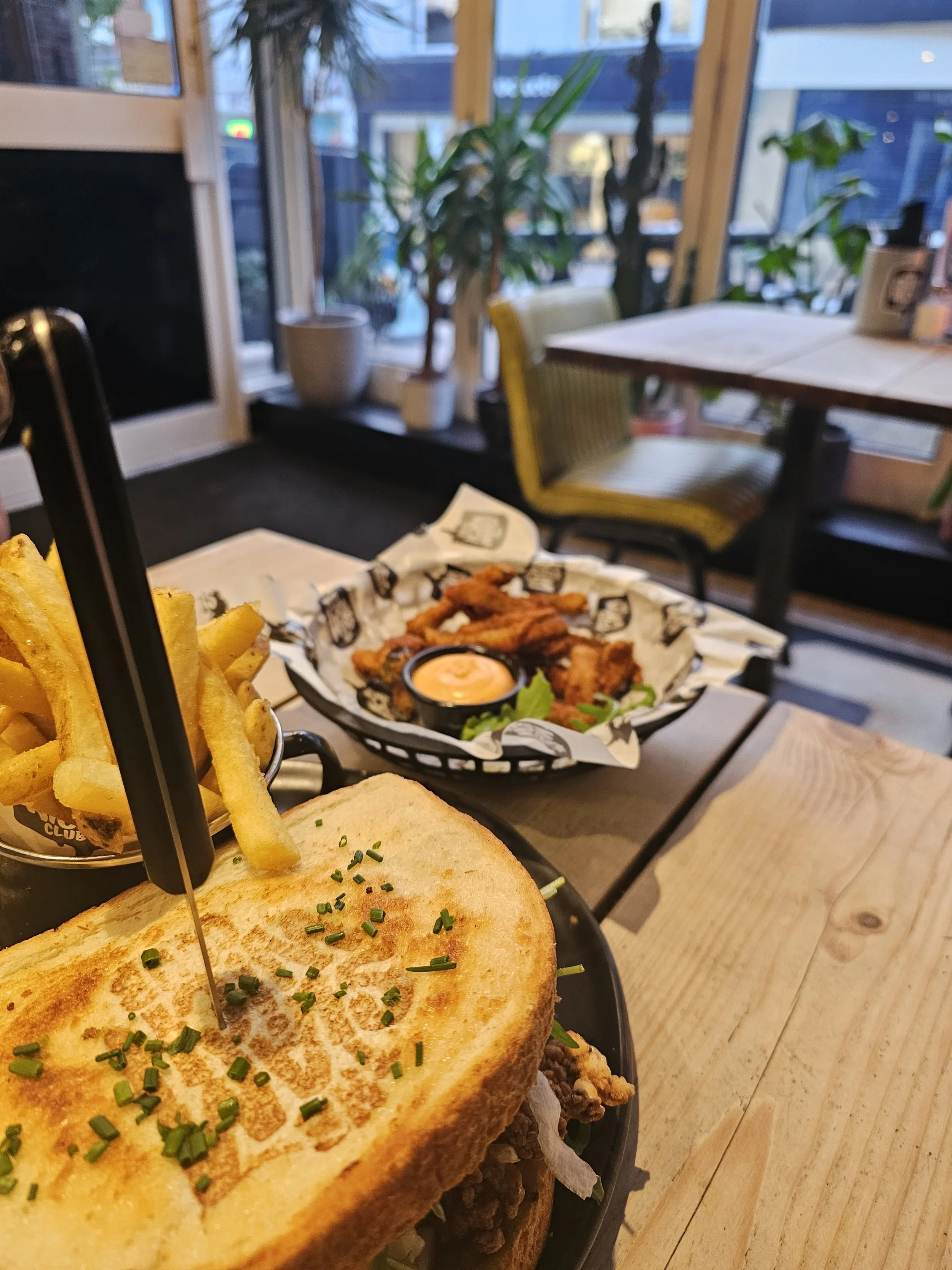 Café's & Restaurants