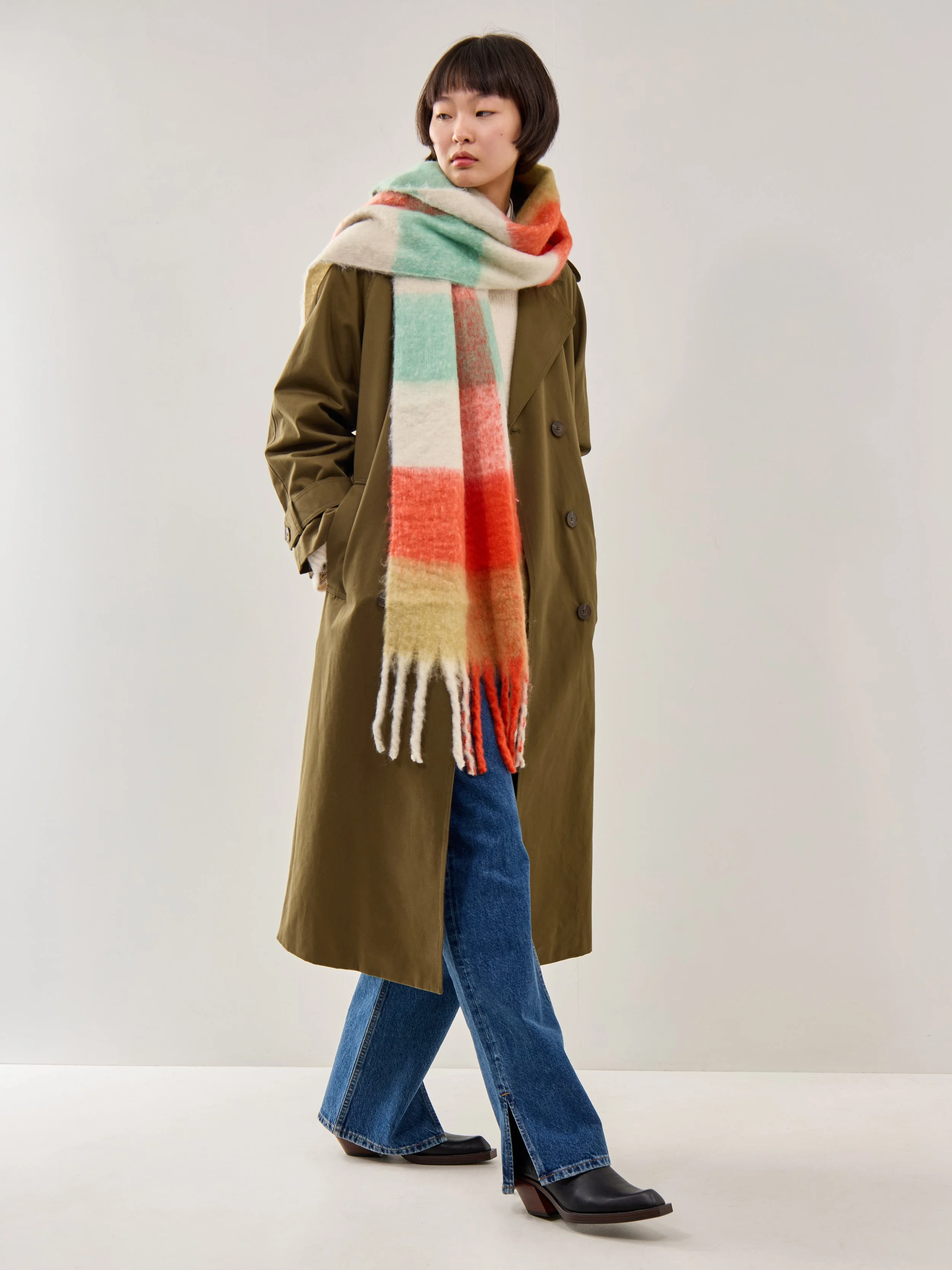 28.10.25_Nomin12710 1 copy.jpg