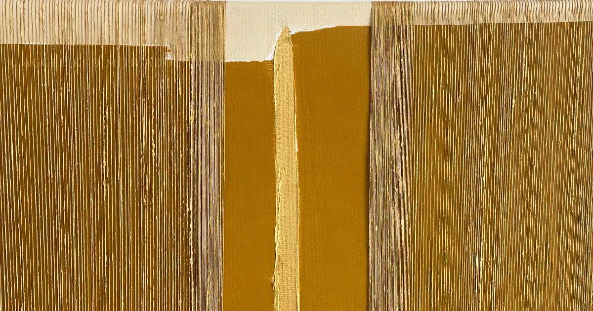 Banner detail from the Dialogues series by Aggeliki Dimitriadou. A close-up showing intricate, textured linen threads hand-painted with golden acrylic paint. Explores the tactile interplay of paint and natural fiber in contemporary textile art.