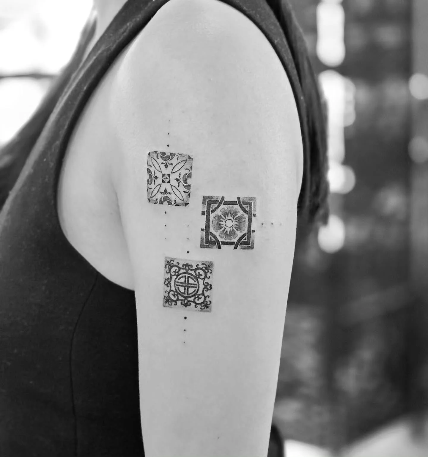 Ornate tiles by @vannydtattoo 

📍 @ladyfingers.studio 
#finelinetattoo #brisbanetattoo #tiletattoo