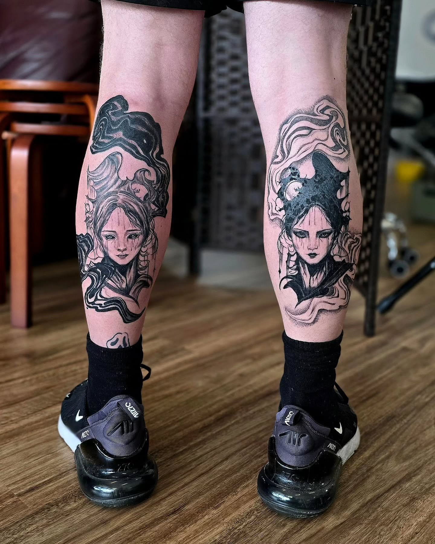 Epic matching set by @vannydtattoo 

Various stages of healed/healing/fresh throughout

DM directly or link in bio 'Vanny' to book Sept/Oct

📍@ladyfingers.studio 
#finelinetattoo #brisbanetattoo #calftattoo #blackworktattoo
