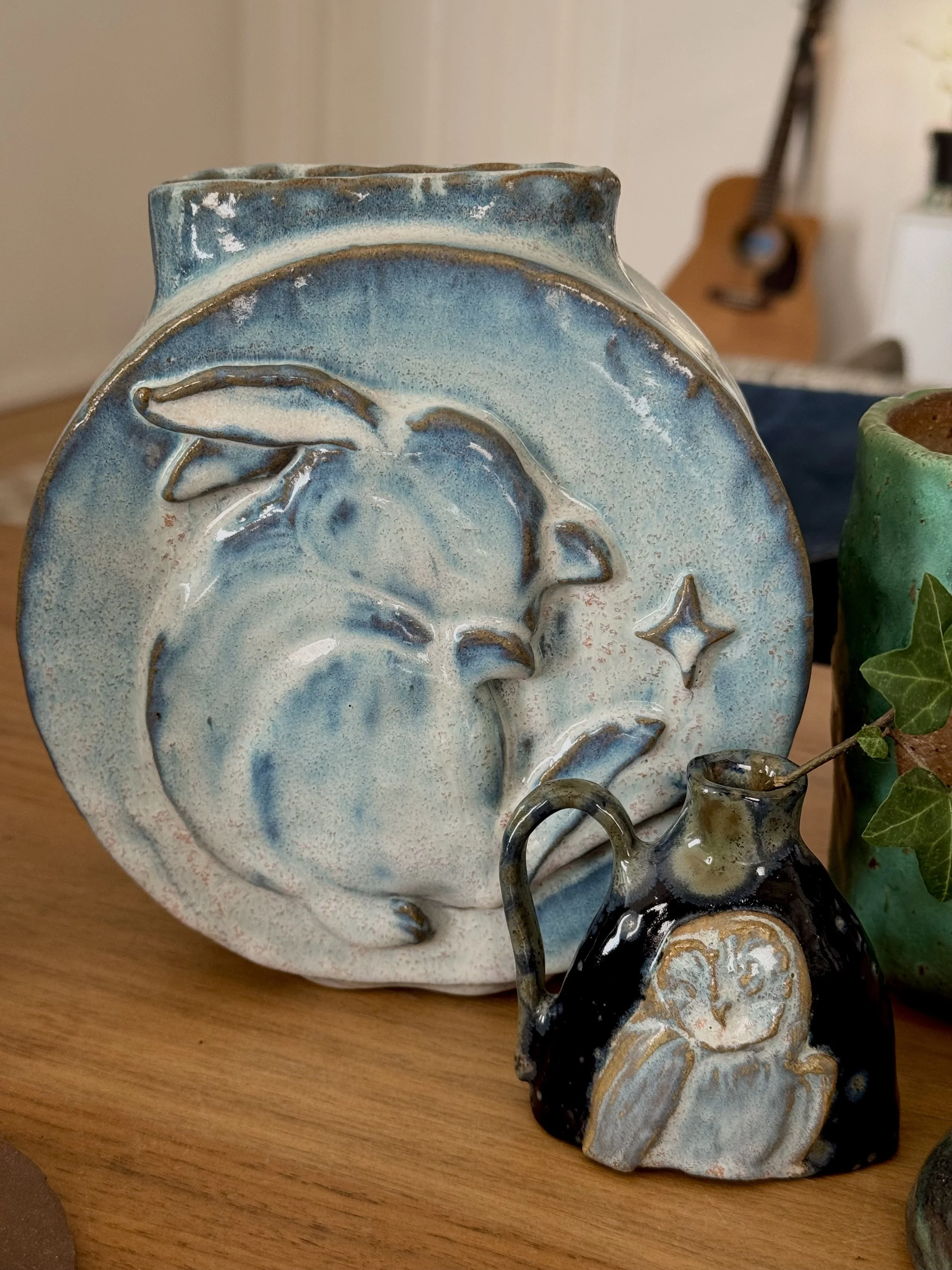Large Sleeping Fox and Rabbit Circle Vase