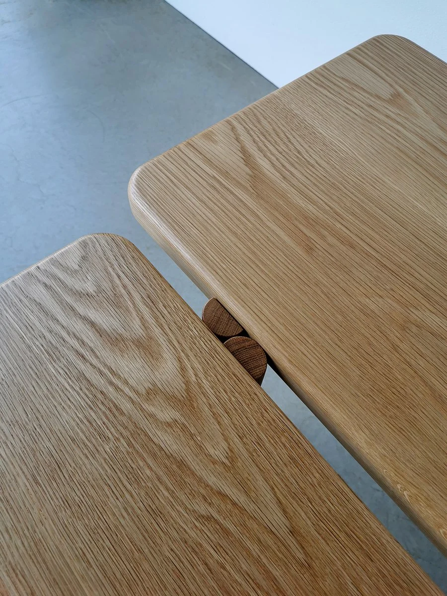 Mel Bench in American Oak, Nathan Day Design bespoke furniture - close-up joinery detail