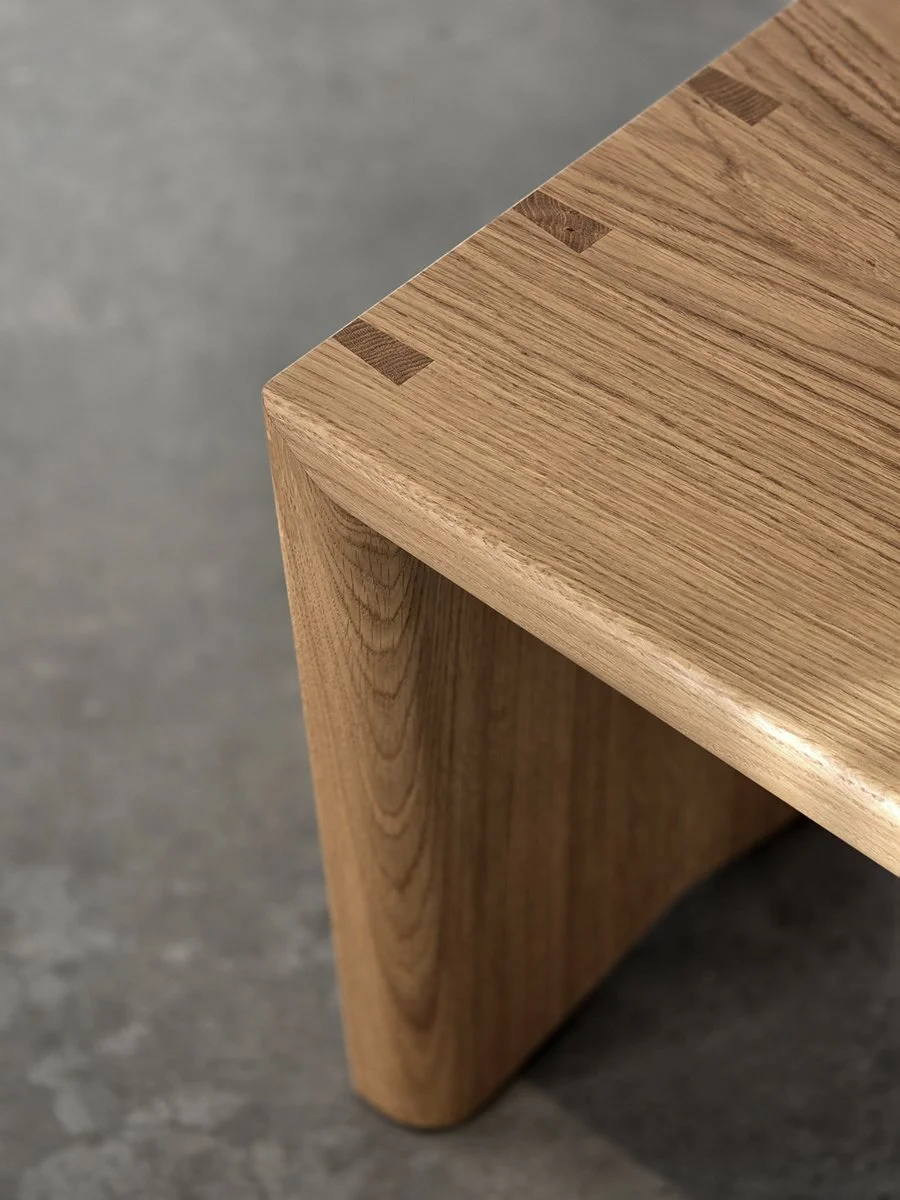 Dovetail Bench in American Oak with exposed dovetail joinery, Nathan Day Design - close-up joinery detail