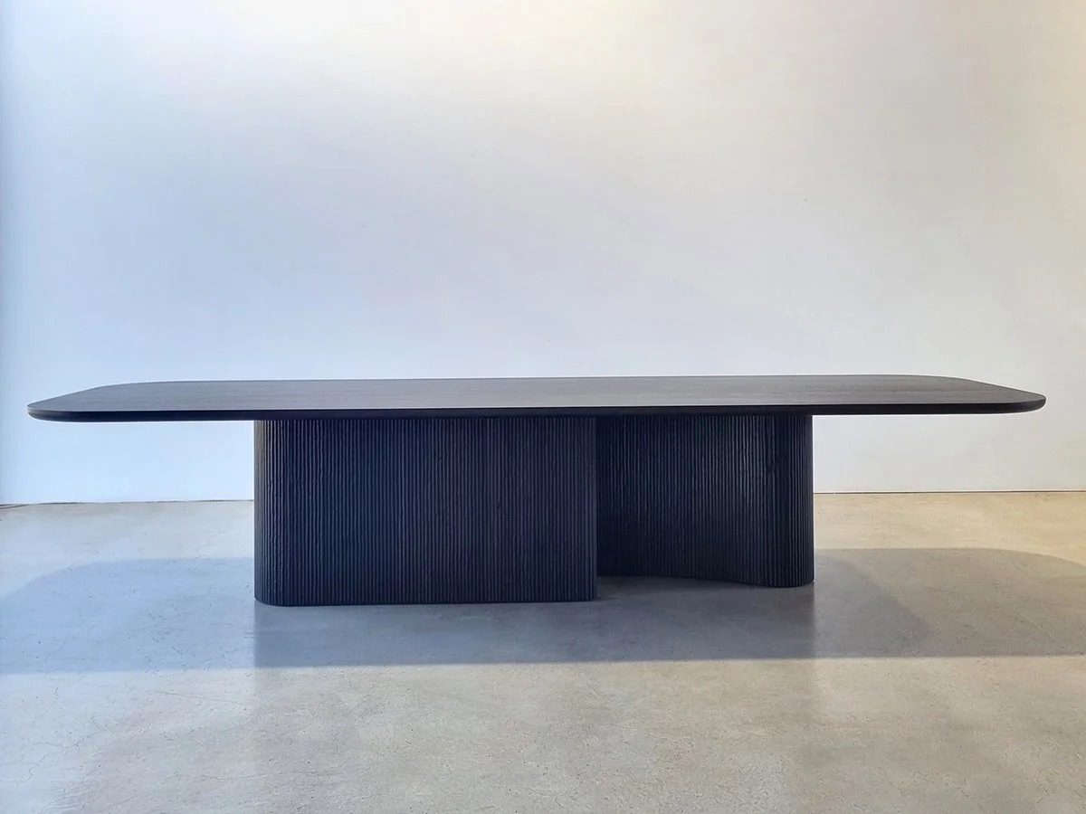 Finished bespoke fluted-base dining table by Nathan Day Design, an heirloom-quality piece of handcrafted furniture