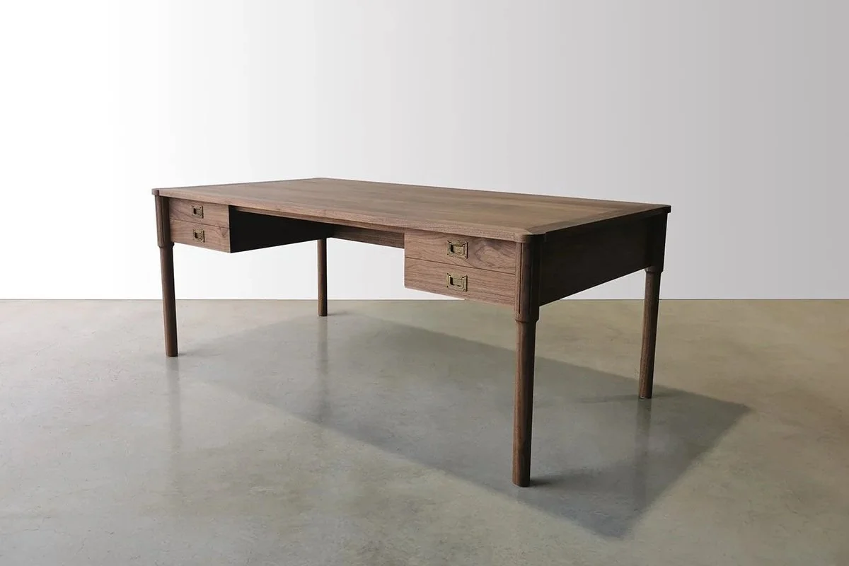 Ventnor Ave Desk