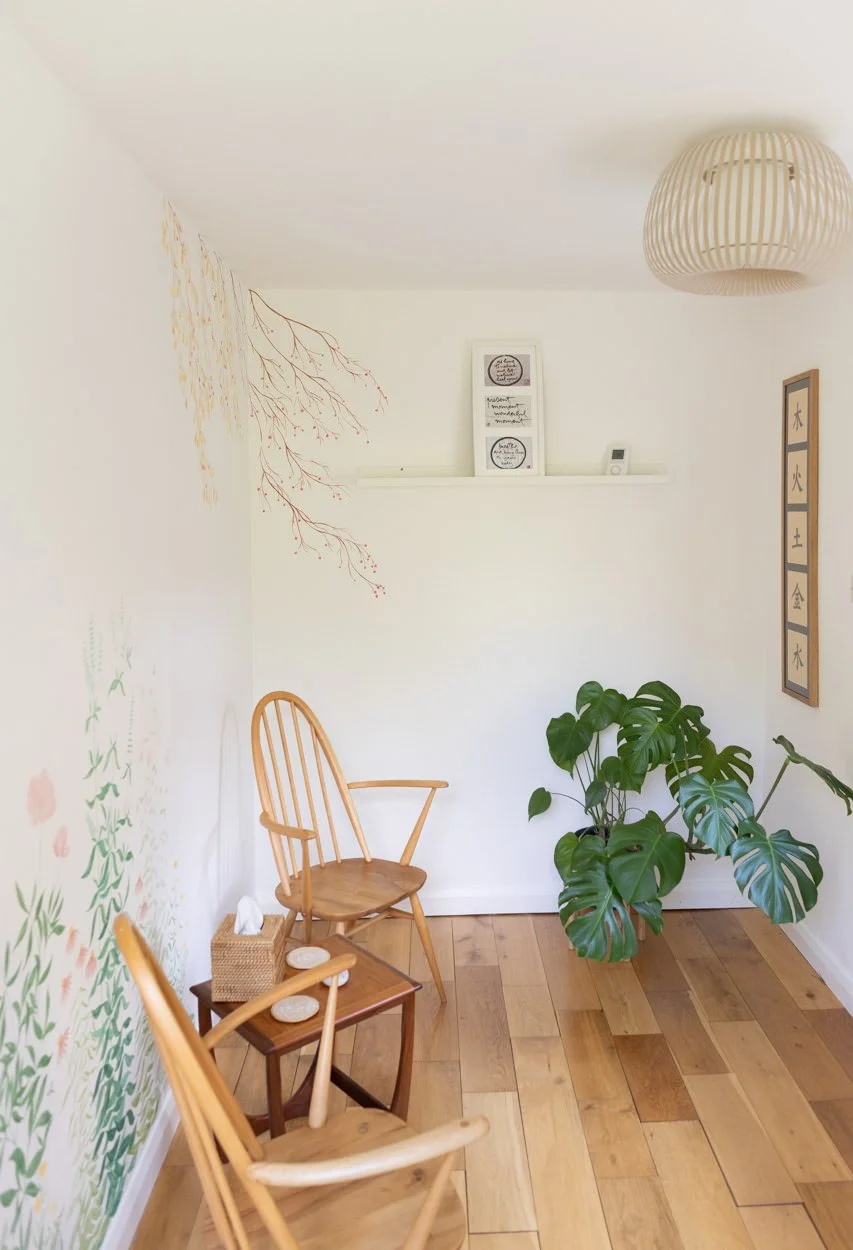 waiting room for Letchworth acupuncture studio of Kerstin Lehr