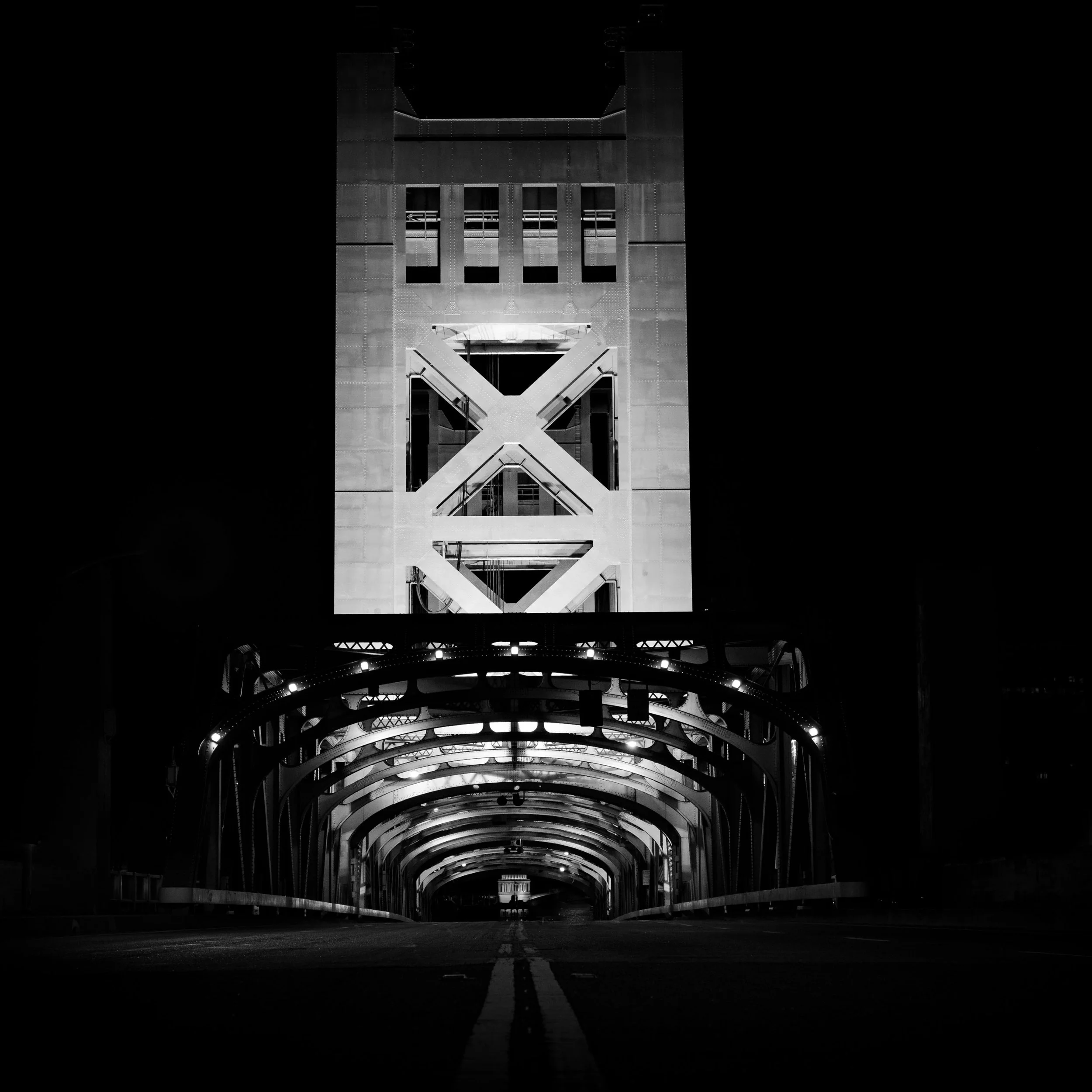 Tower bridge.jpg