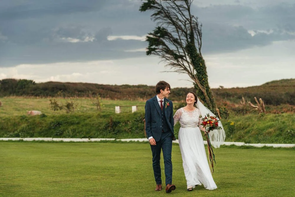 Mumbles-wedding-photographer-videographer-flashbulb-swansea (20).jpg