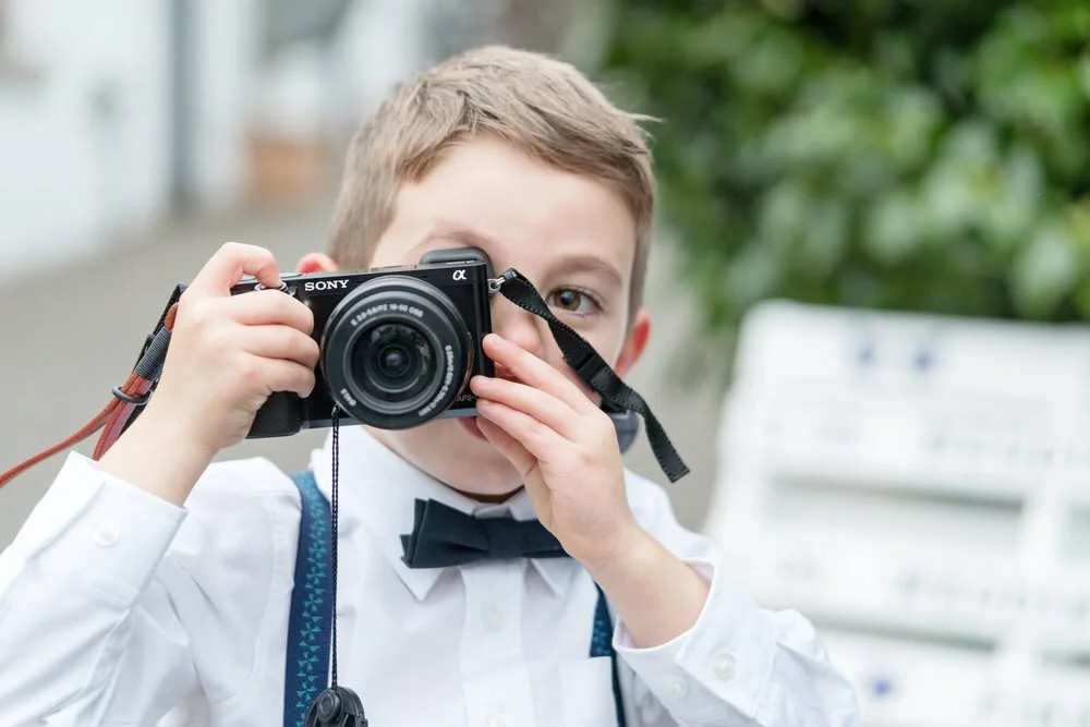 Wedding-photographer-swansea-king-arthur-hotel-53.jpg