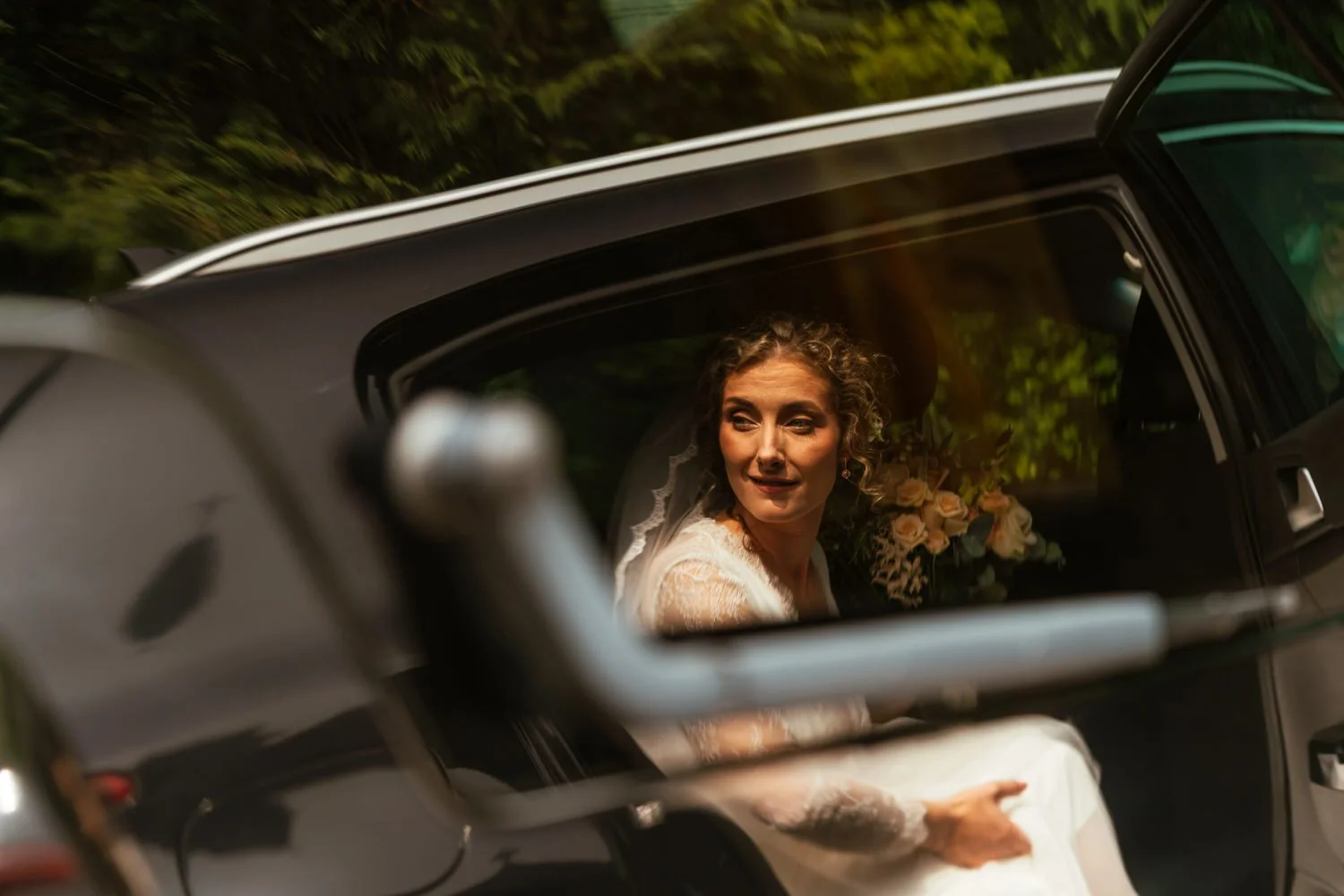 bride arriving- Swansea-wedding-photographers-Morgans-Hotel-South-Wales-Videogrraphy- (16).jpg