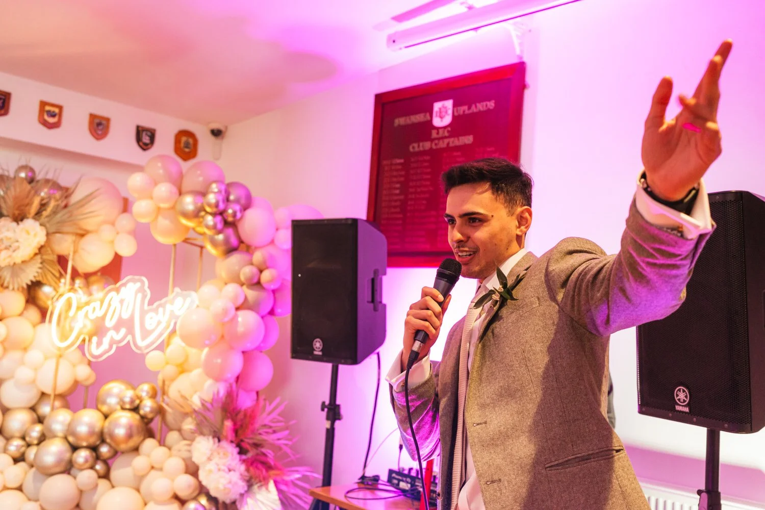 Bestman-welcome-Swansea-wedding-photographers-Morgans-Hotel-South-Wales-Videography- (71).jpg