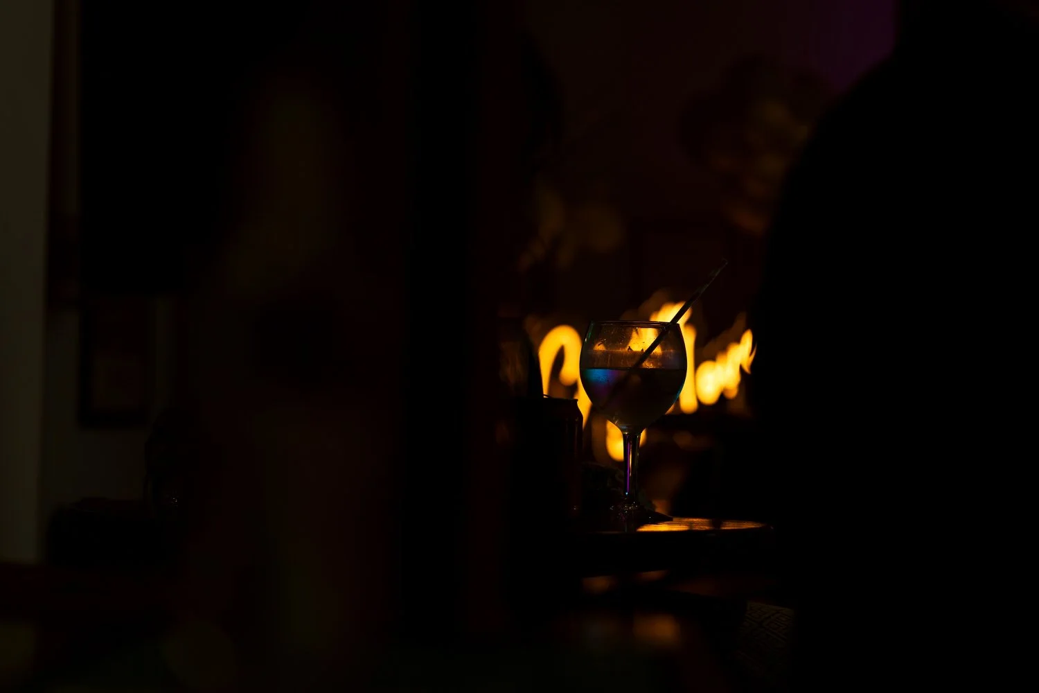 cocktail silhouette- Swansea-wedding-photographers-Morgans-Hotel-South-Wales-Videography- (76).jpg
