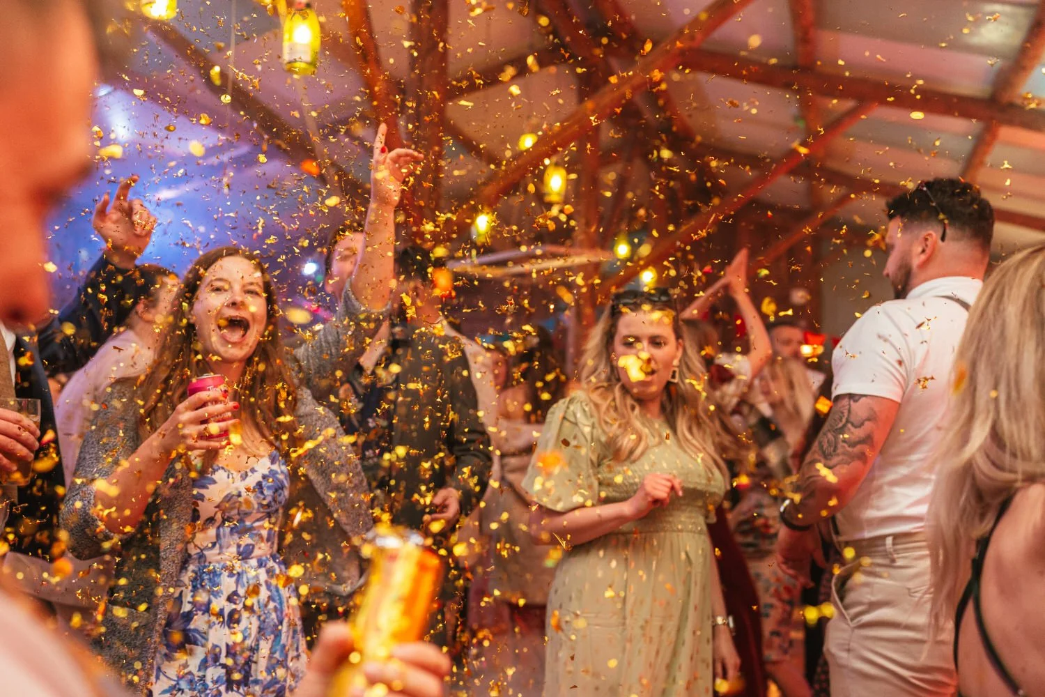 Gold confetti cannon