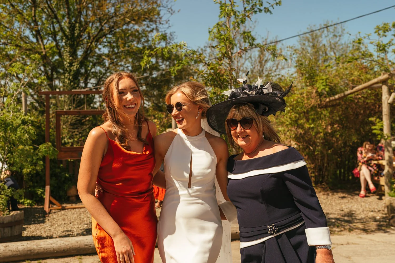 bridesmaid with sister