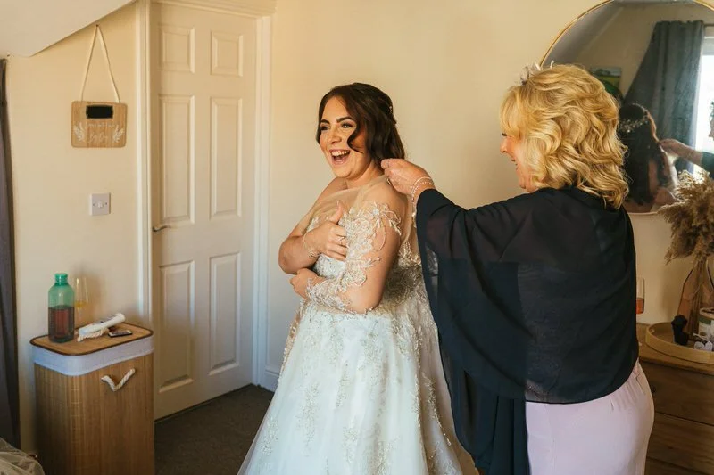 Gower-wedding-videographer-flashbulb-fairyhill-swansea281129.jpg