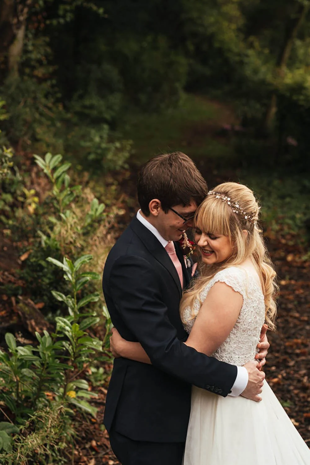 Caer-llan-monmouth-wedding-photos-0135.jpg