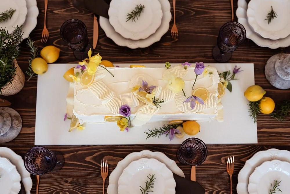 Wedding Trends – Colour palettes, cakes &amp; decor styles.