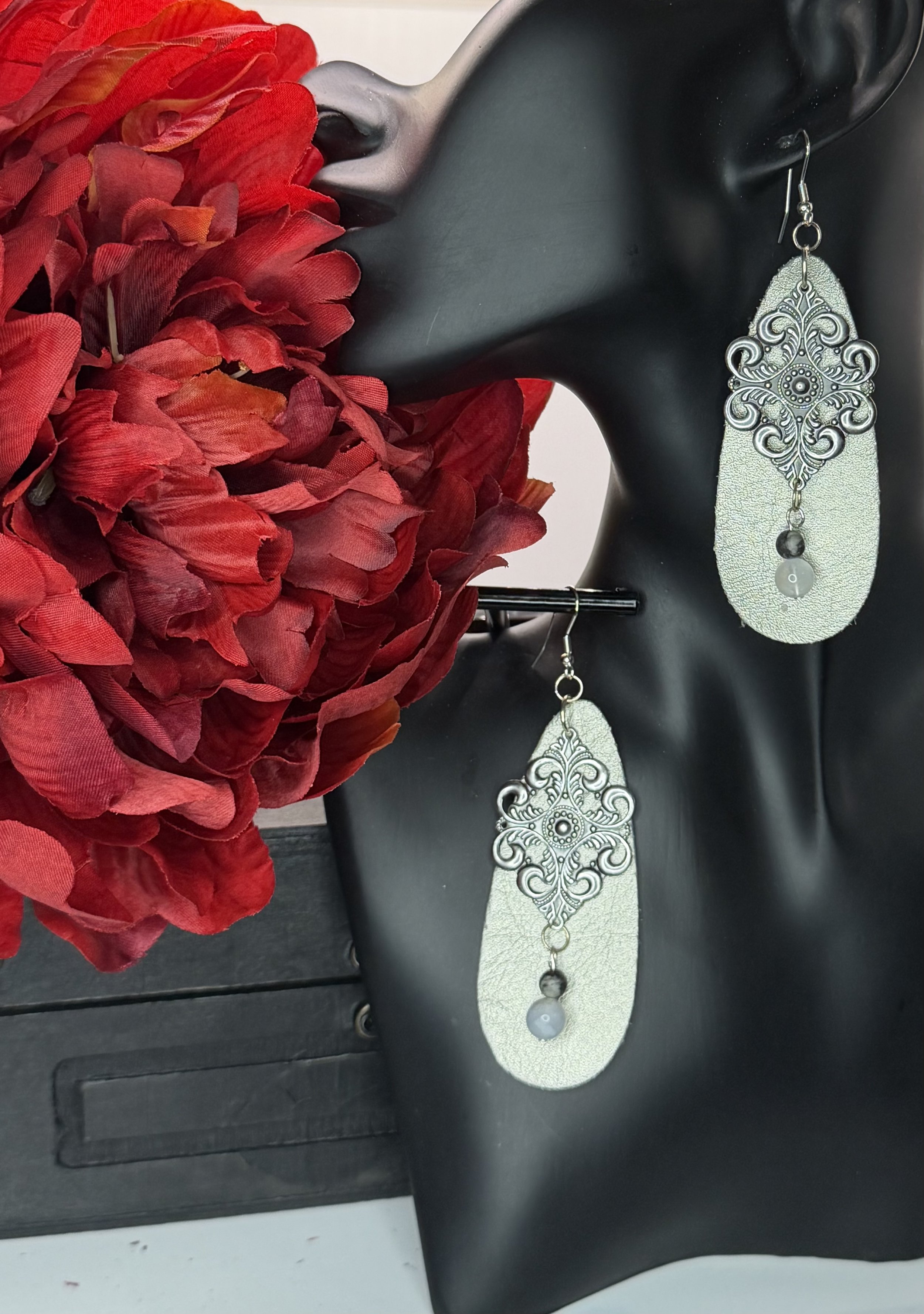 Elegant Intricate Metalwork Earrings