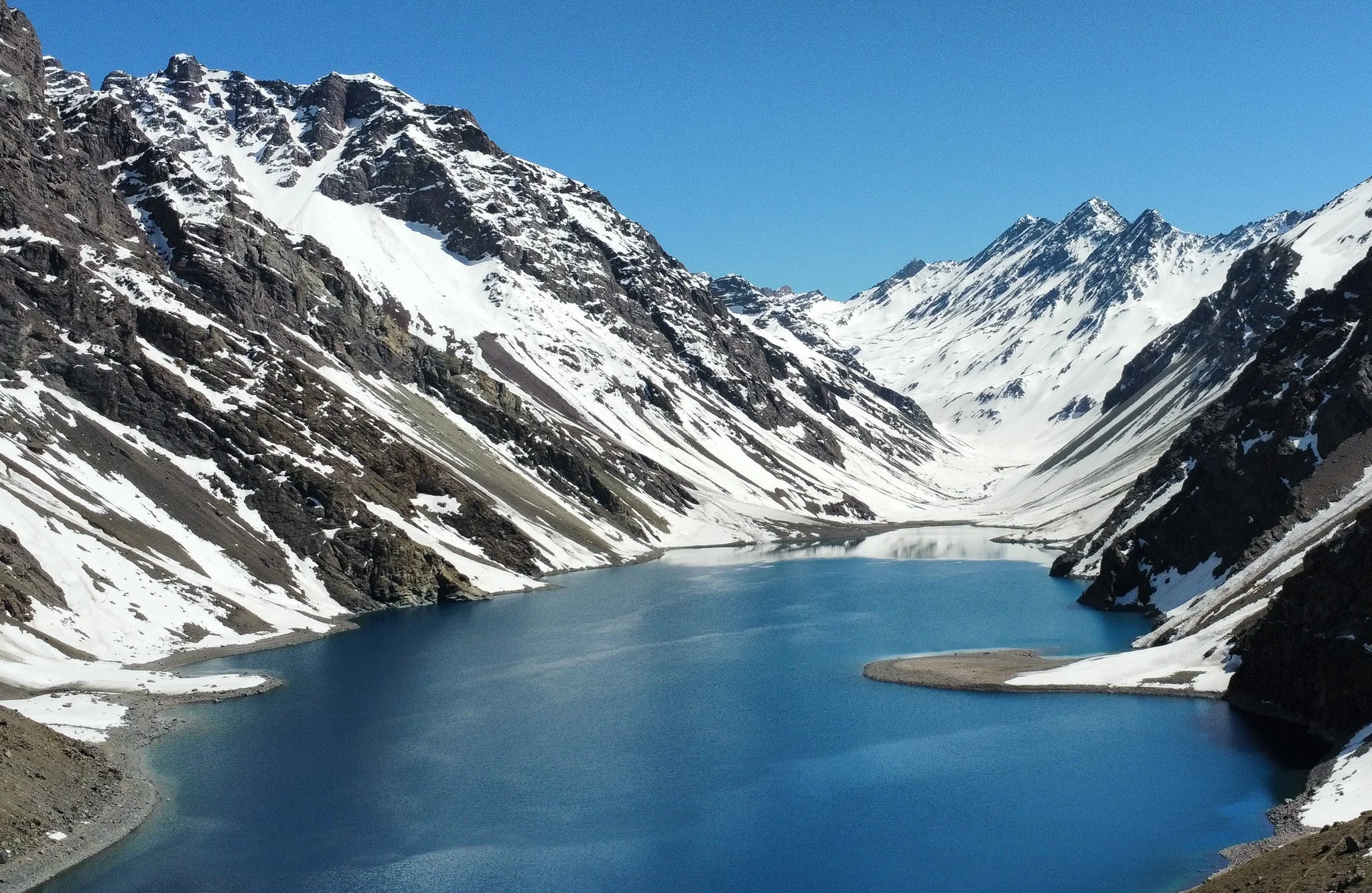 Descubra os cenários mais impressionantes da Cordilheira dos Andes