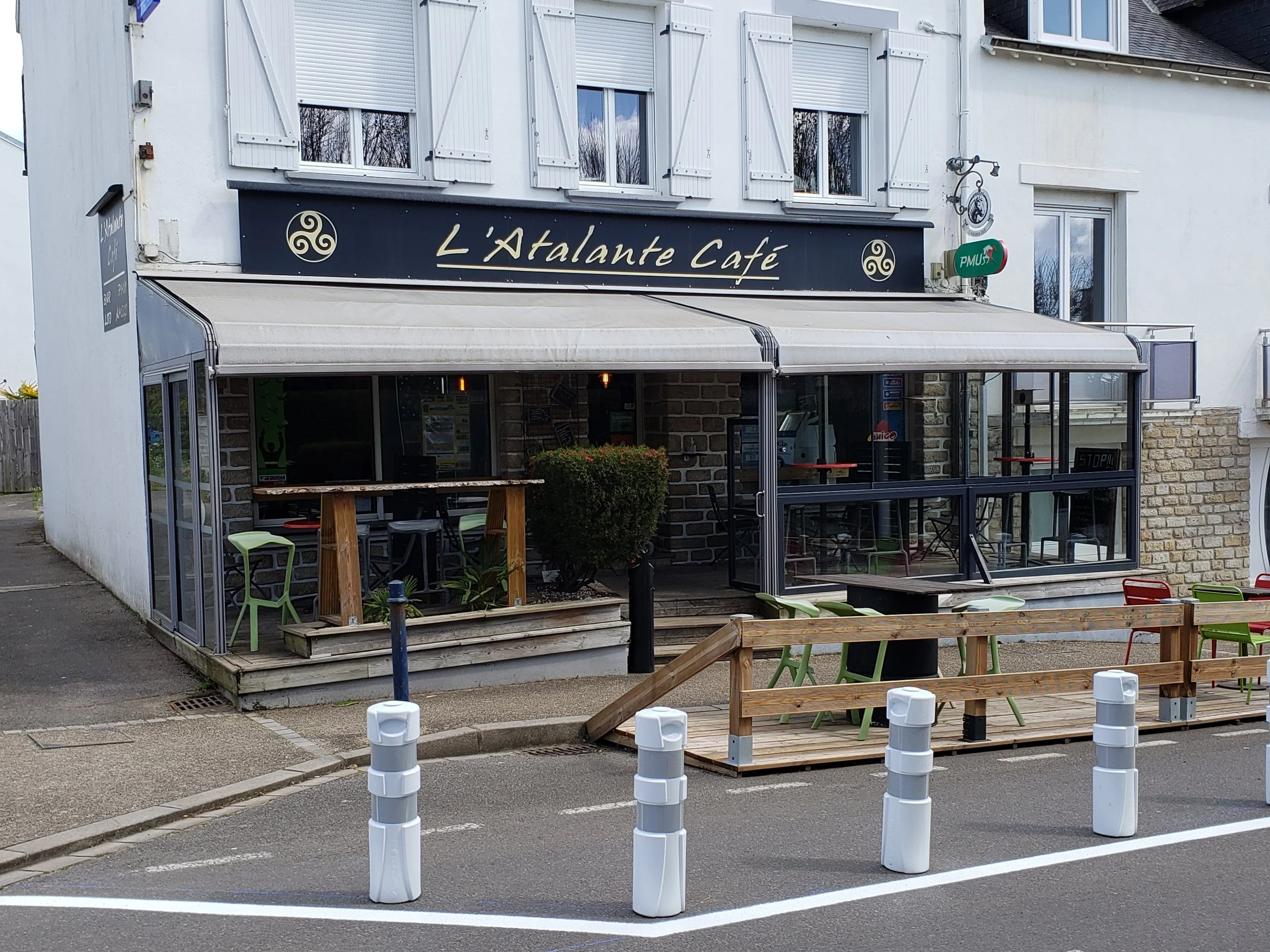 Interior of L'Atalante Café in Bénodet, France, a welcoming spot for locals and visitors
