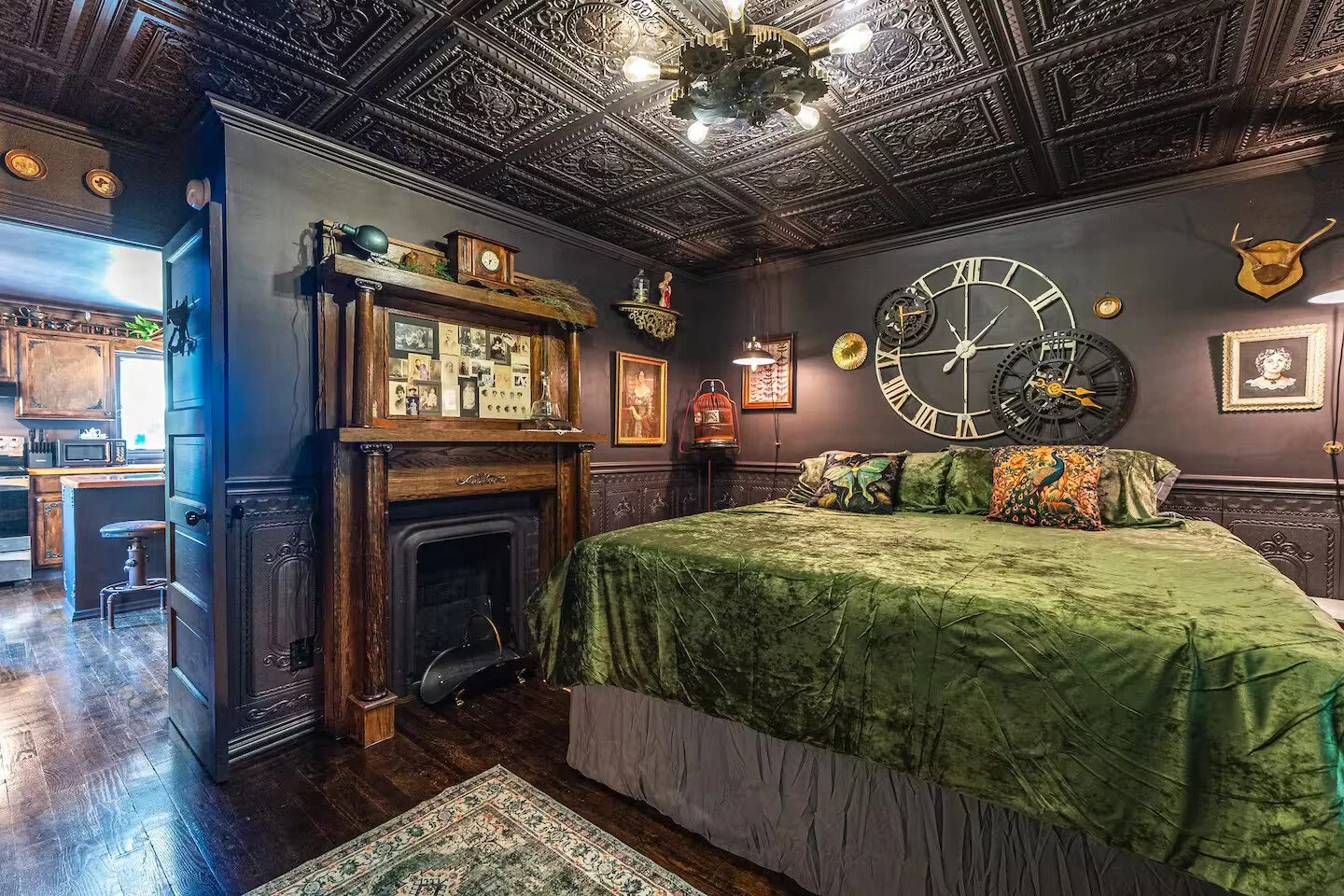 second-bed-kitchen.jpg