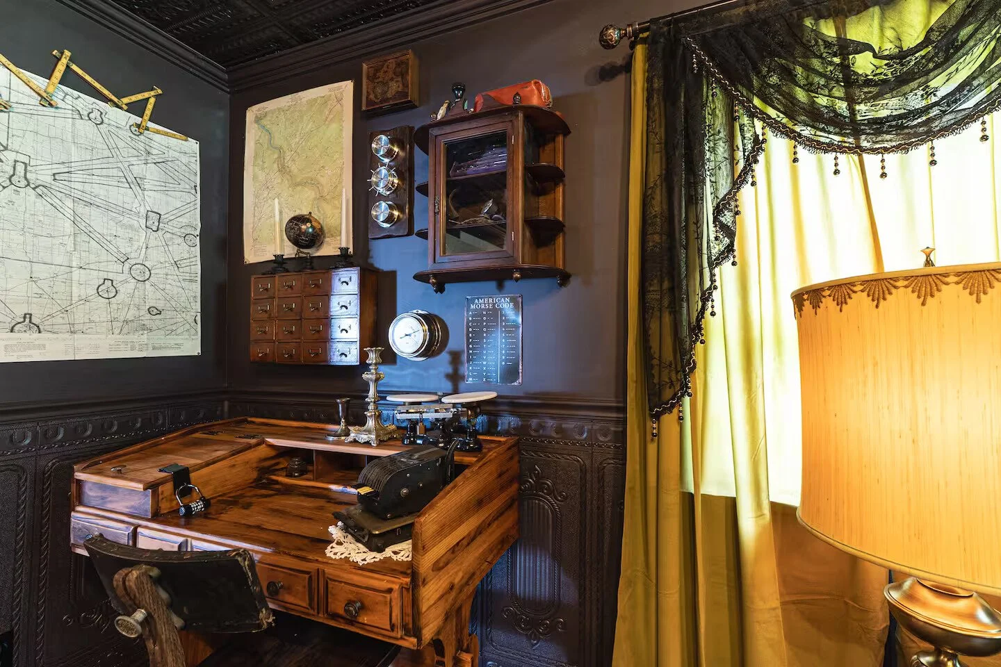 master-desk.jpg