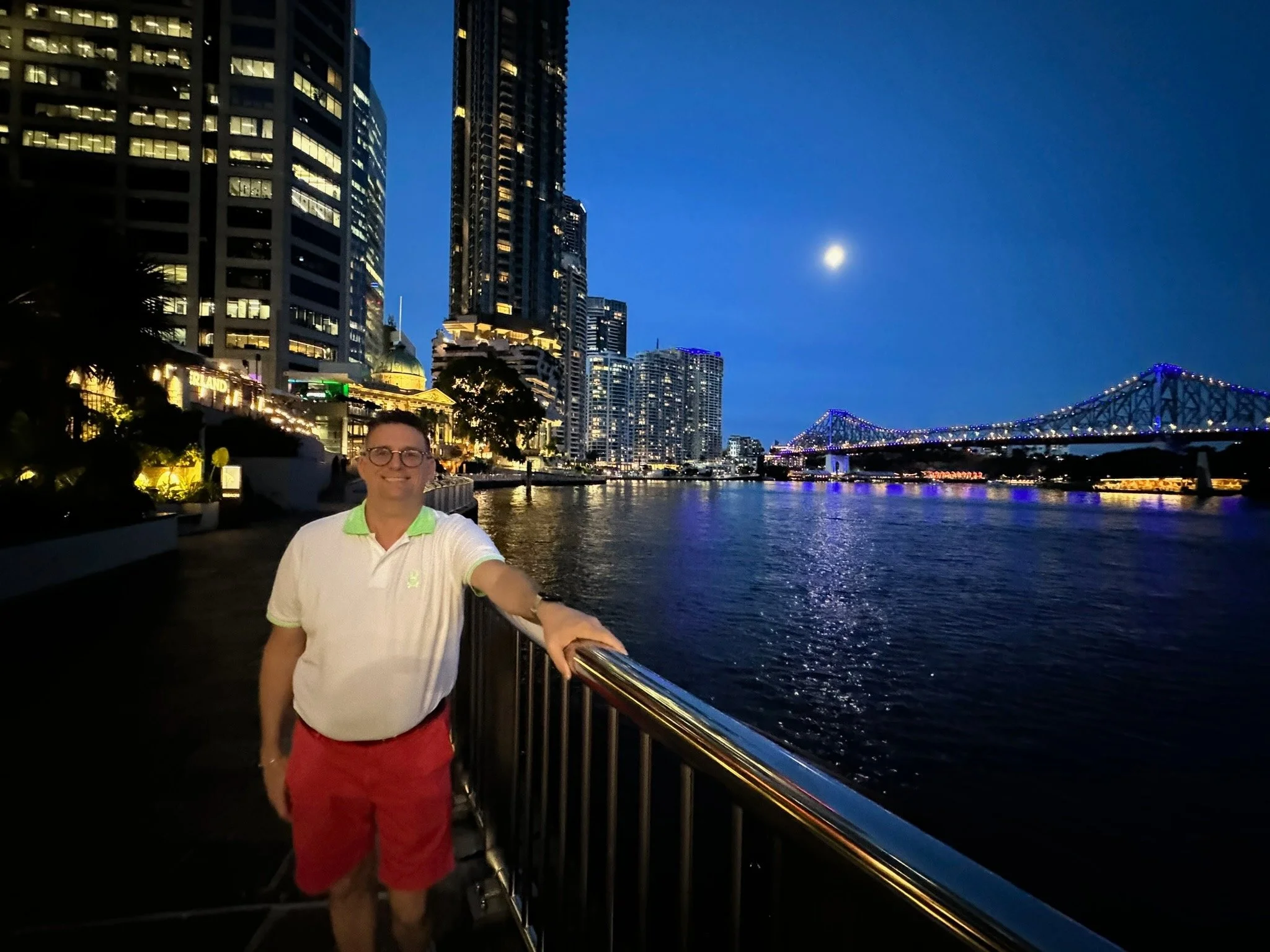 An Evening Along the Brisbane River