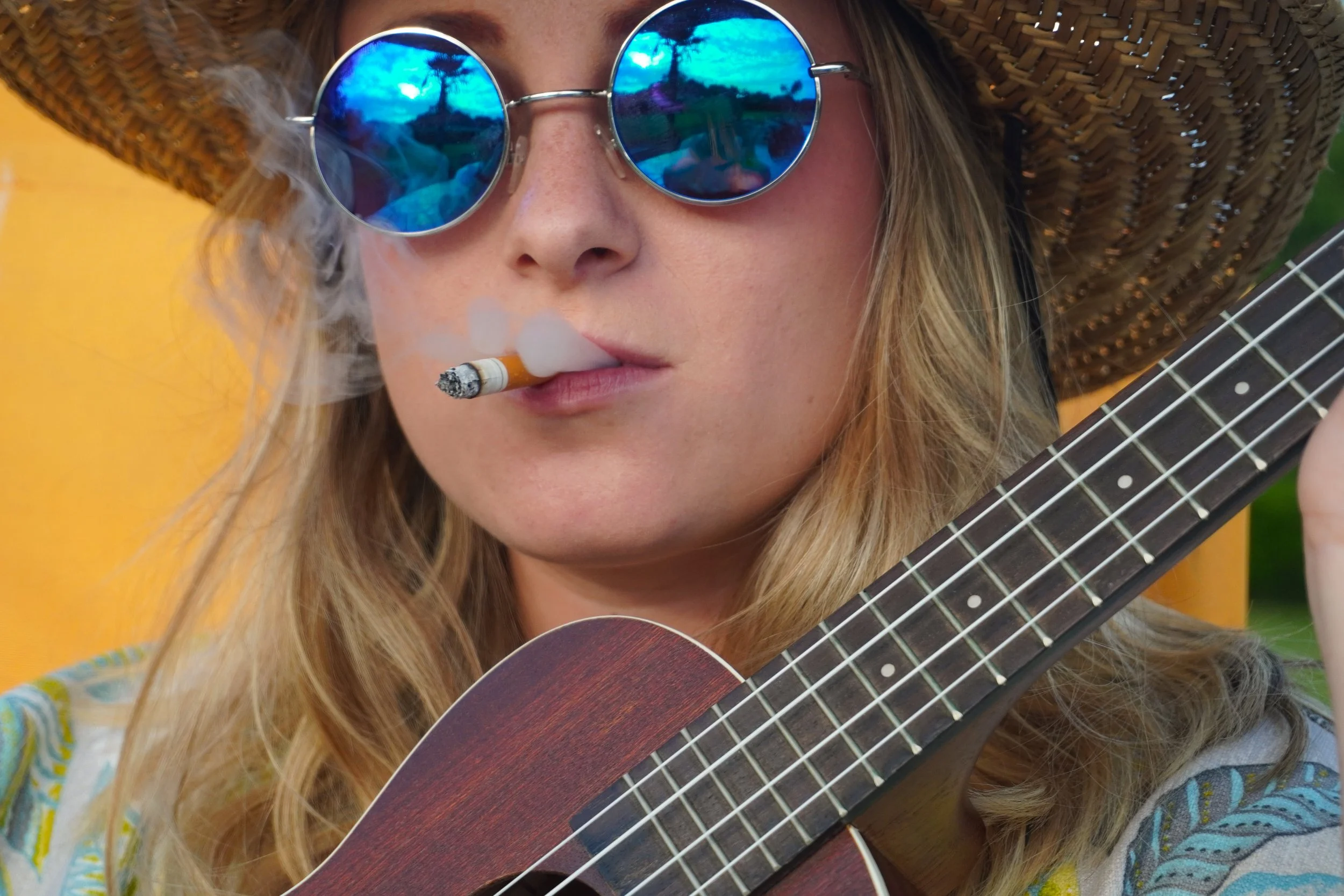 smoke and uke .jpg