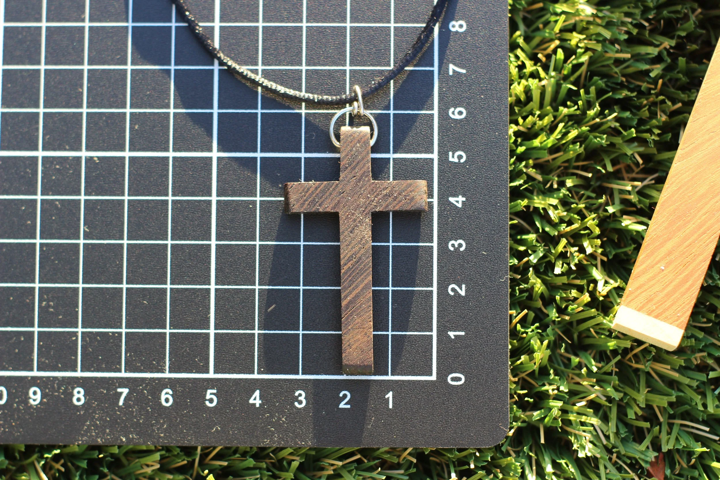 front on measurement single tone african wense neck.JPG