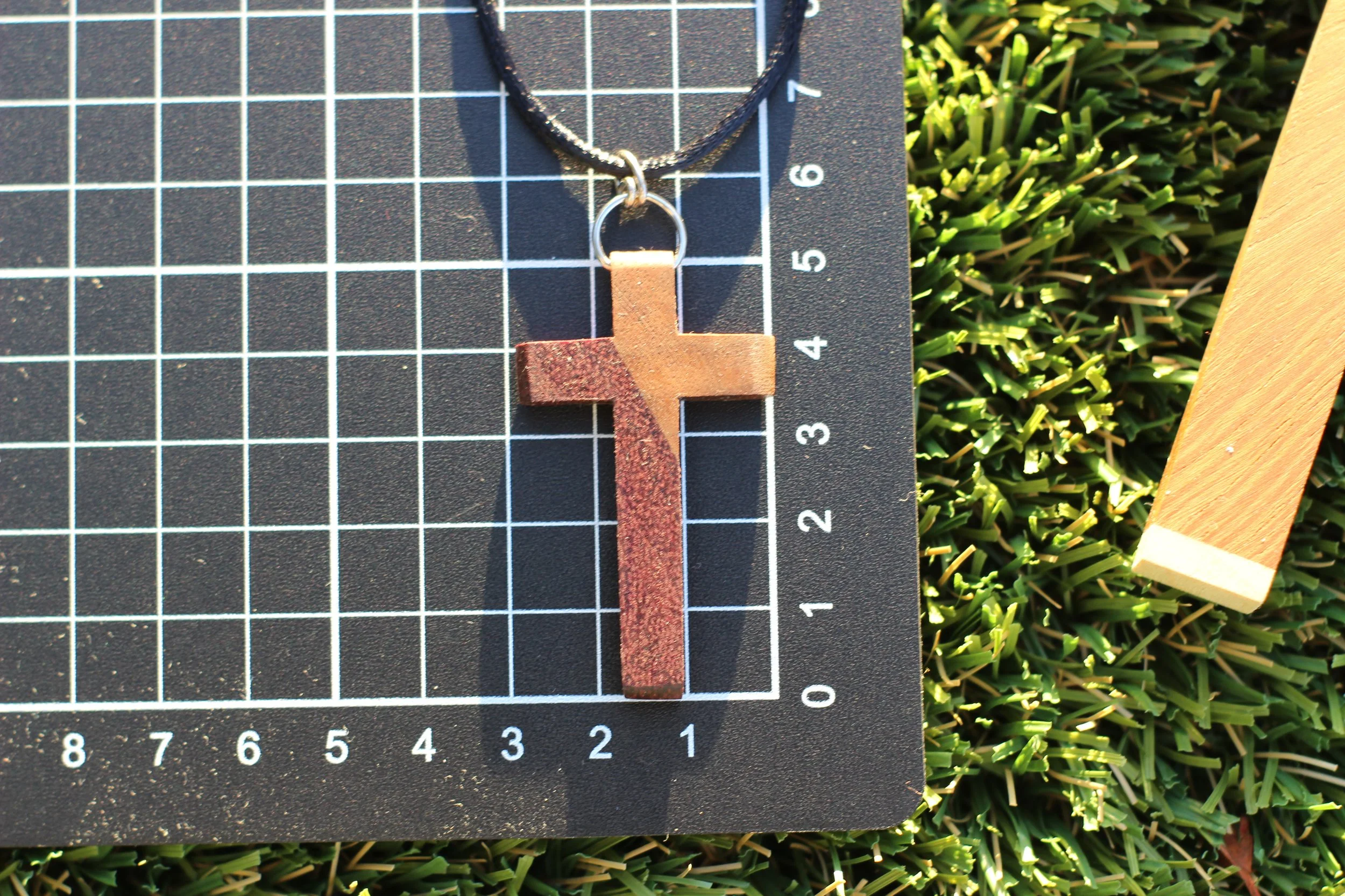 front on measurement two tone black walnut purple heart neck.JPG
