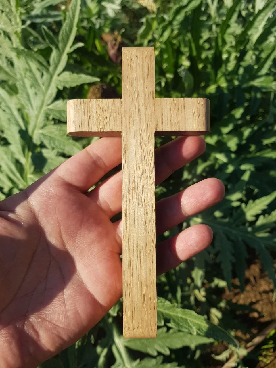 oak hand cross rounded ends.jpg