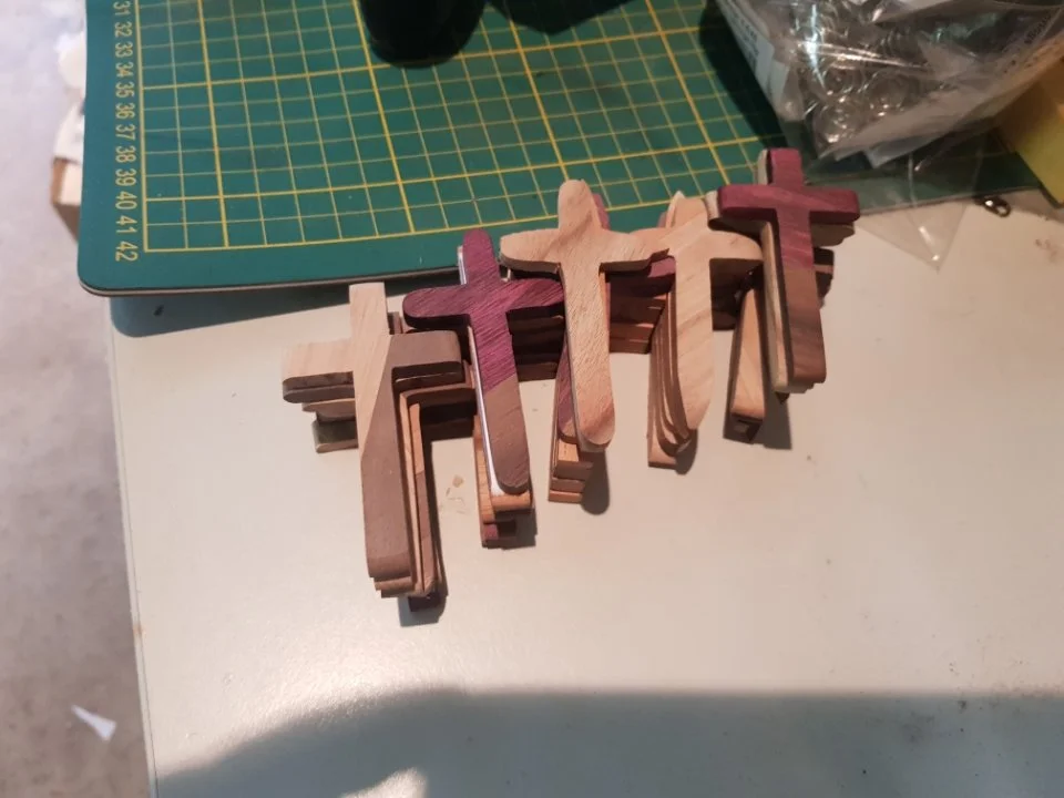 neck cross batch.jpeg