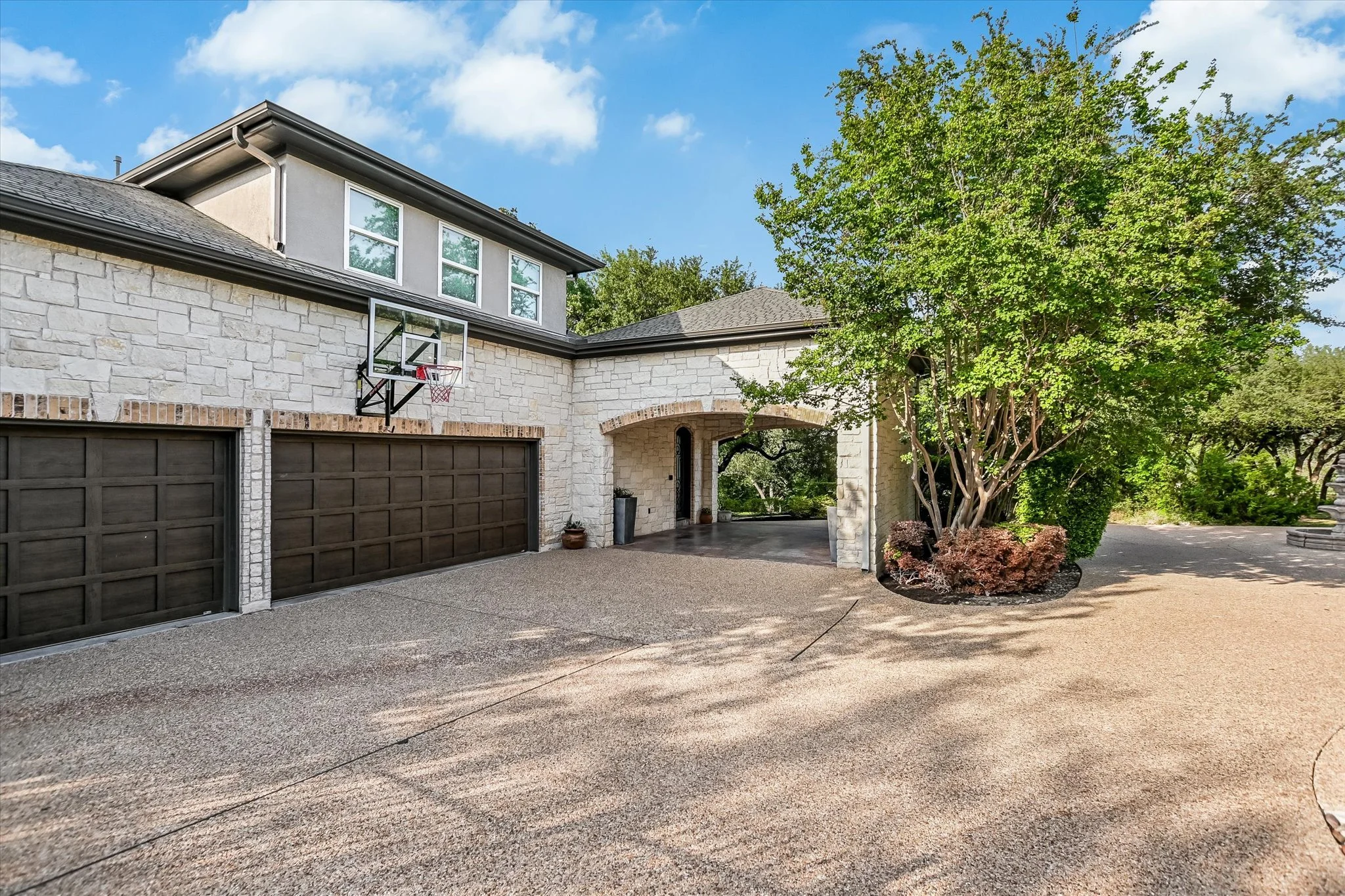 47-Side Garage.jpg