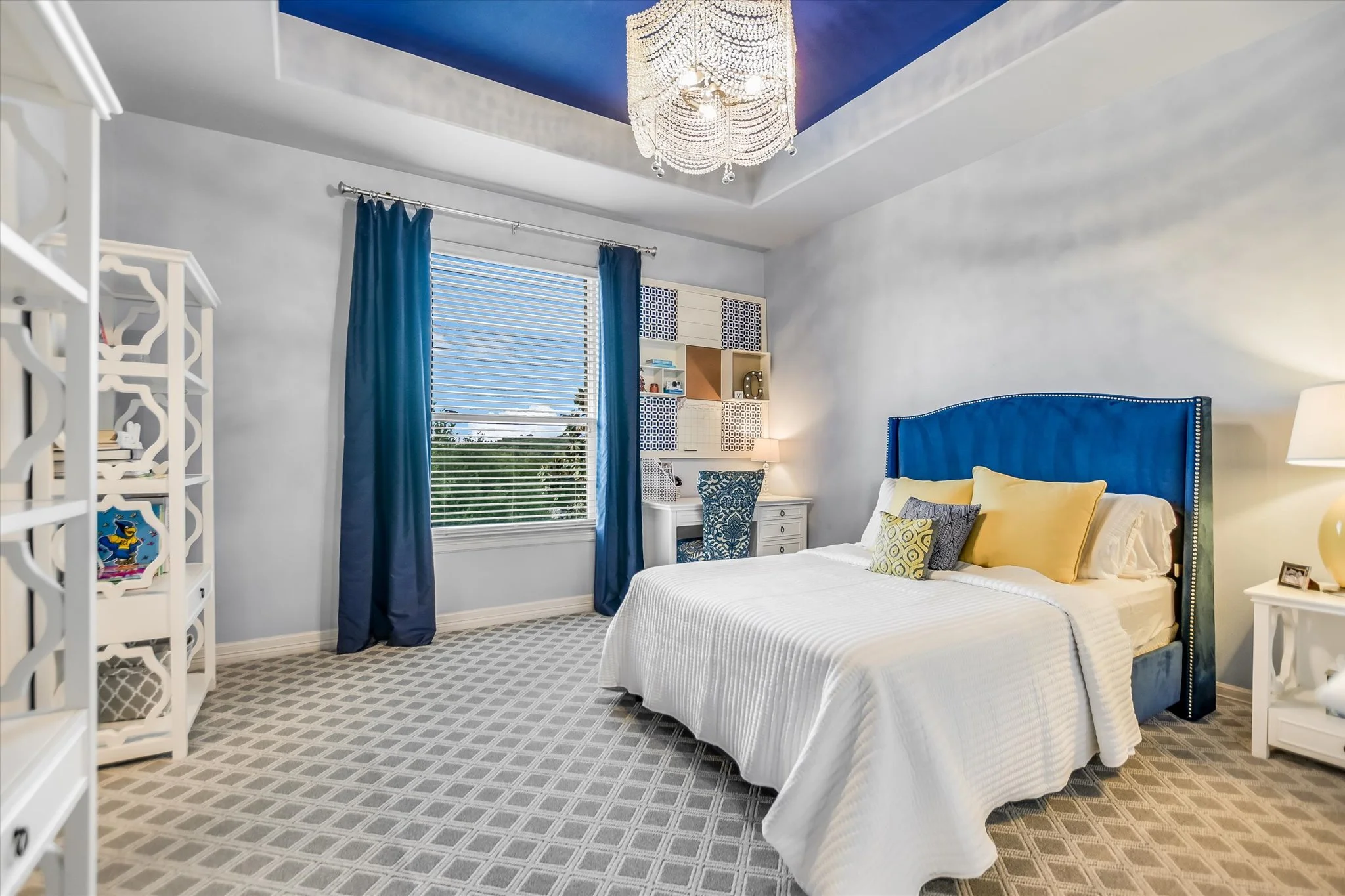 36-Guest Bedroom.jpg