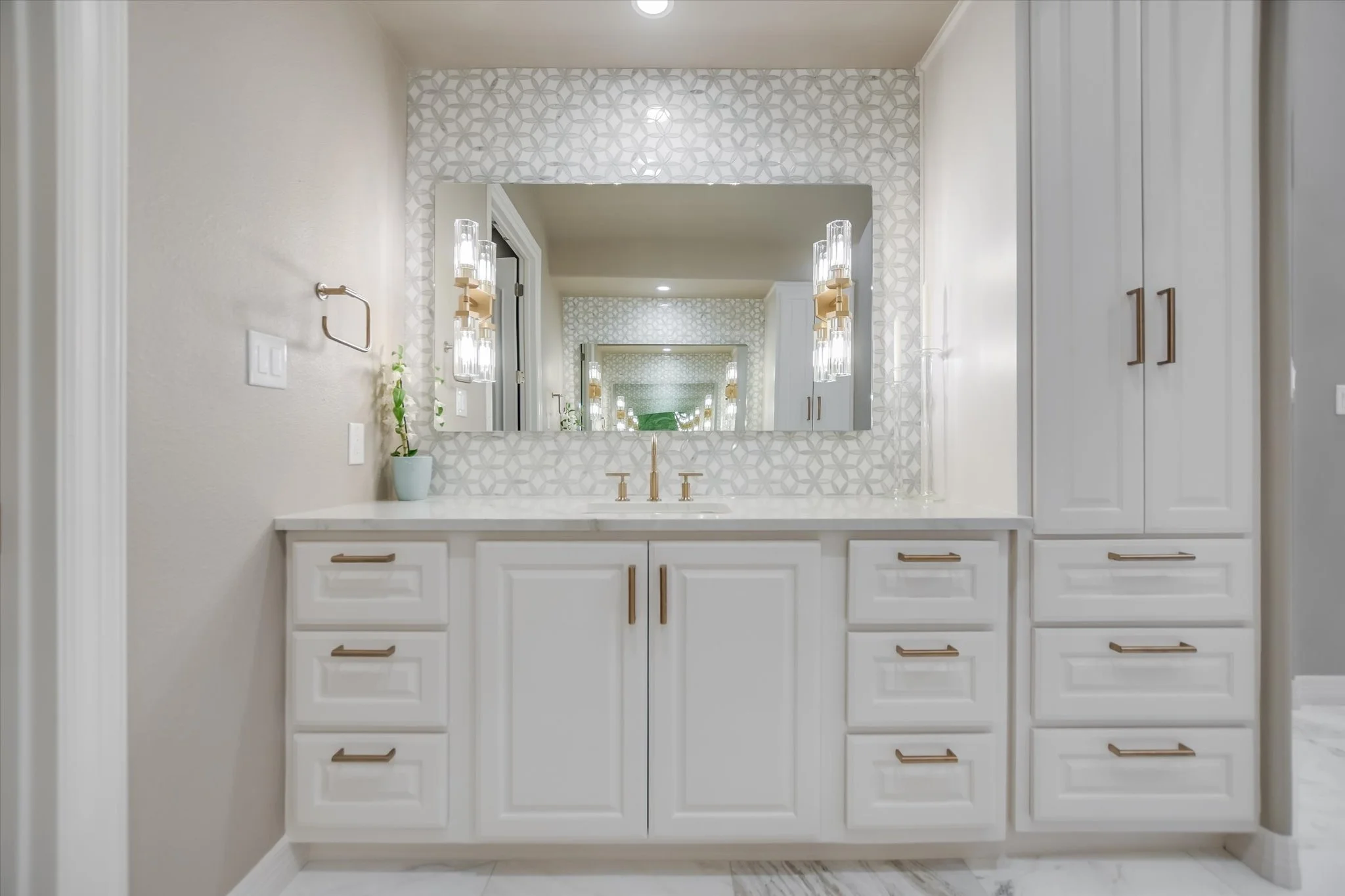 74-Prmary Bathroom 3.jpg