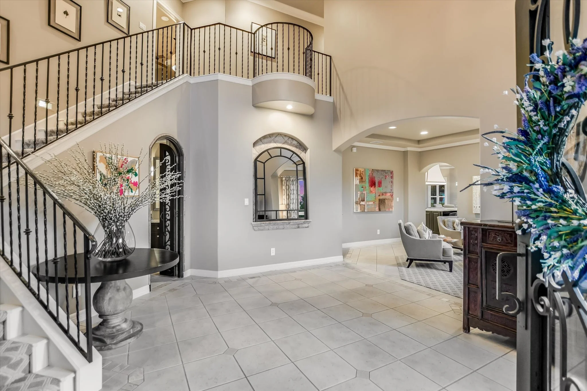 08-Foyer Entry.jpg