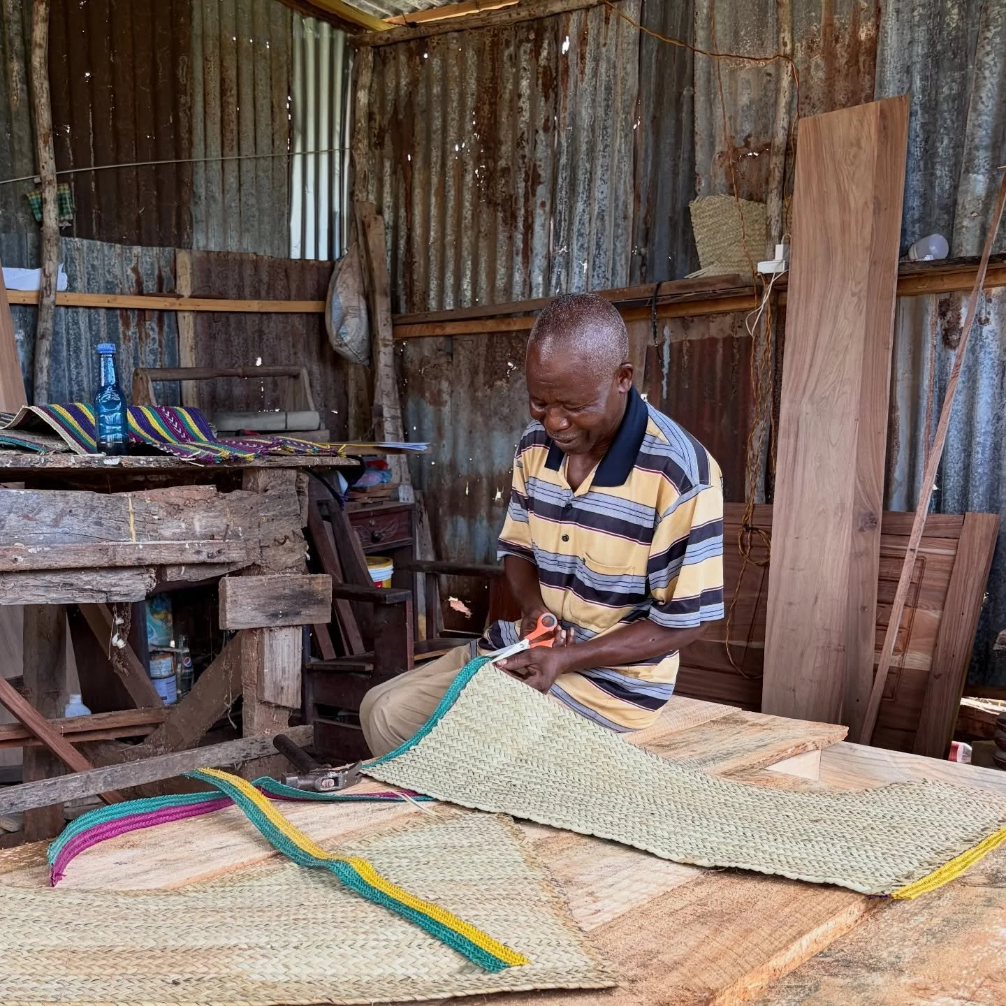 We&rsquo;re working on an exciting new collection inspired by Tanzania&rsquo;s coast that&rsquo;s rich in beauty, biodiversity and heritage.

Can you guess what it is? Let us know 👇🏾 

#coastalinteriors #swahilicoast #palmweaving #kapokcollective