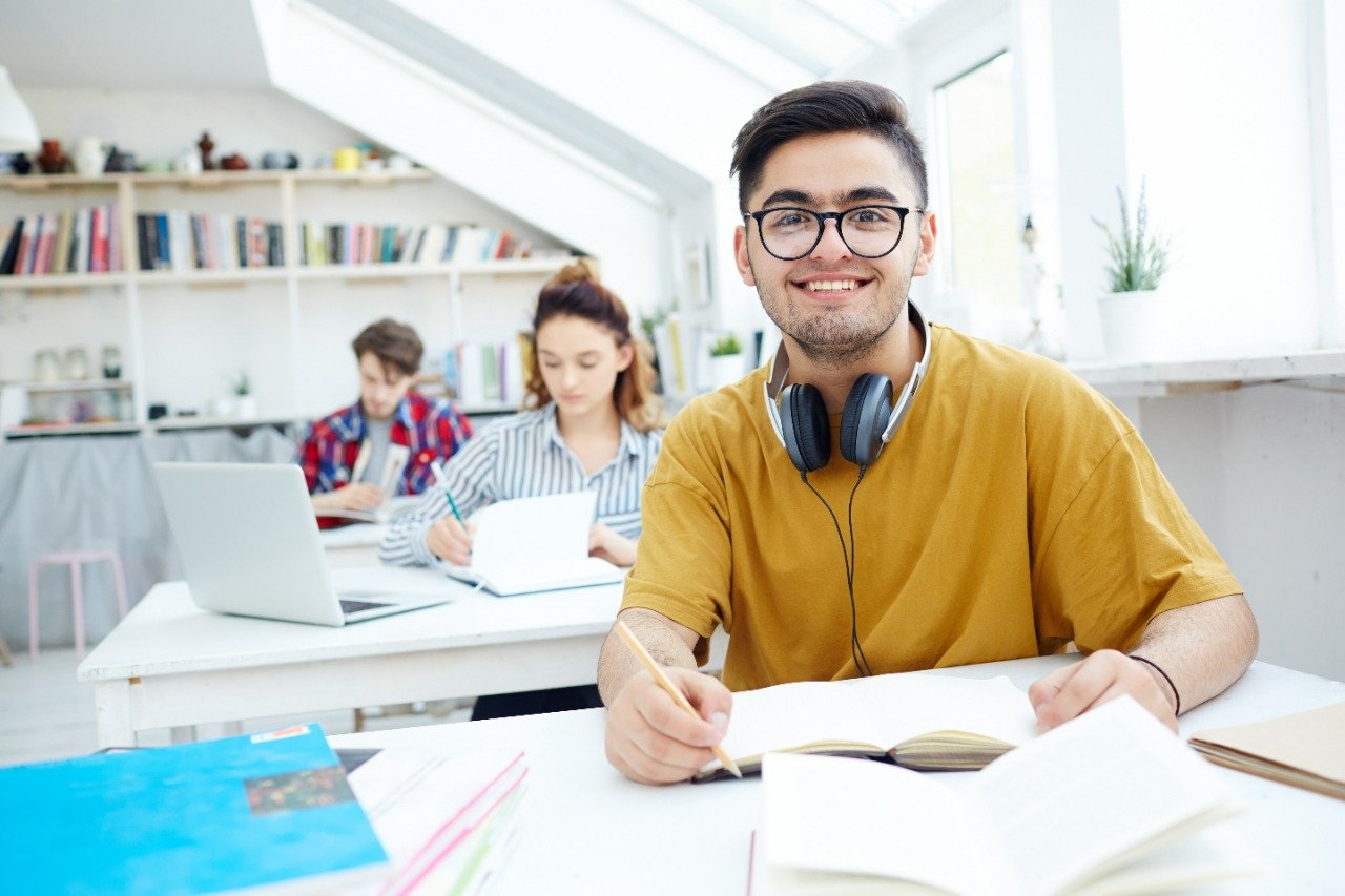 estudiante súper aplicado