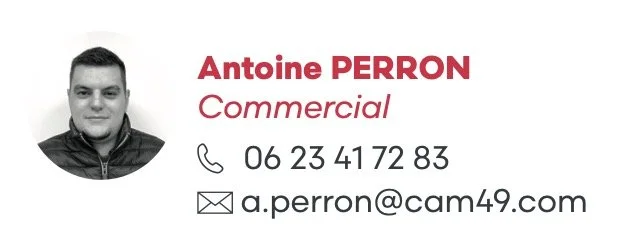 Carte de visite pour Antoine Perron, commercial, avec sa photo, son numéro de téléphone et son adresse e-mail.