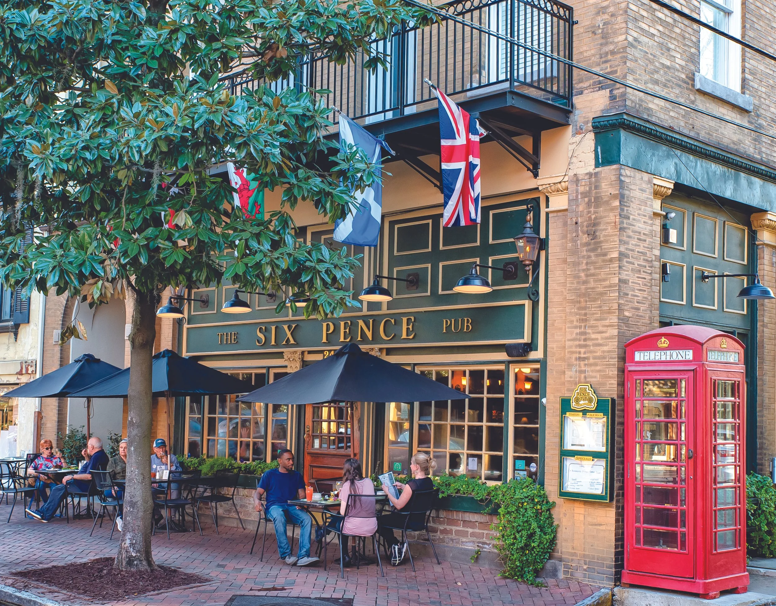 Six Pence Pub