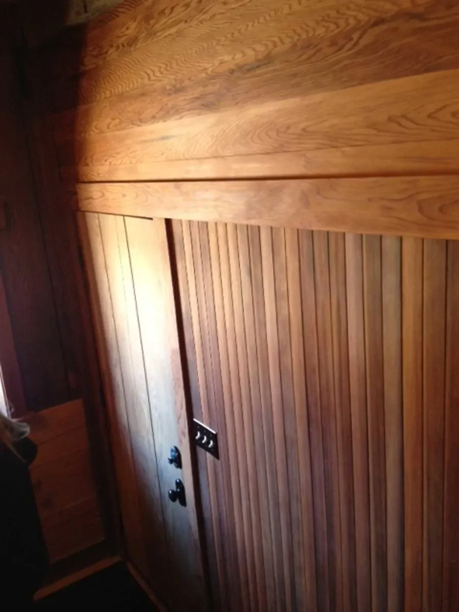 2in-VG-5-in-flat-Redwood-paneling-001-899x1200-1.jpg.webp