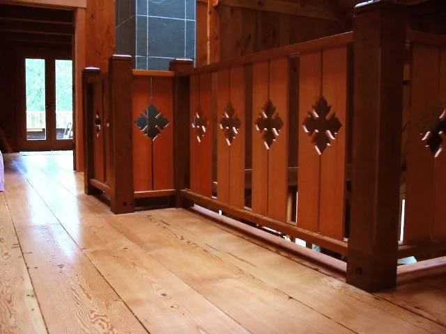 high-grade-wide-plank-few-nail-marks-large.jpg
