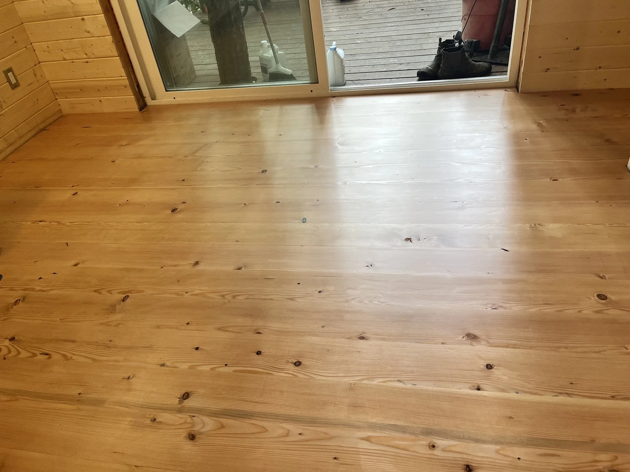 Reclaimed fir flooring