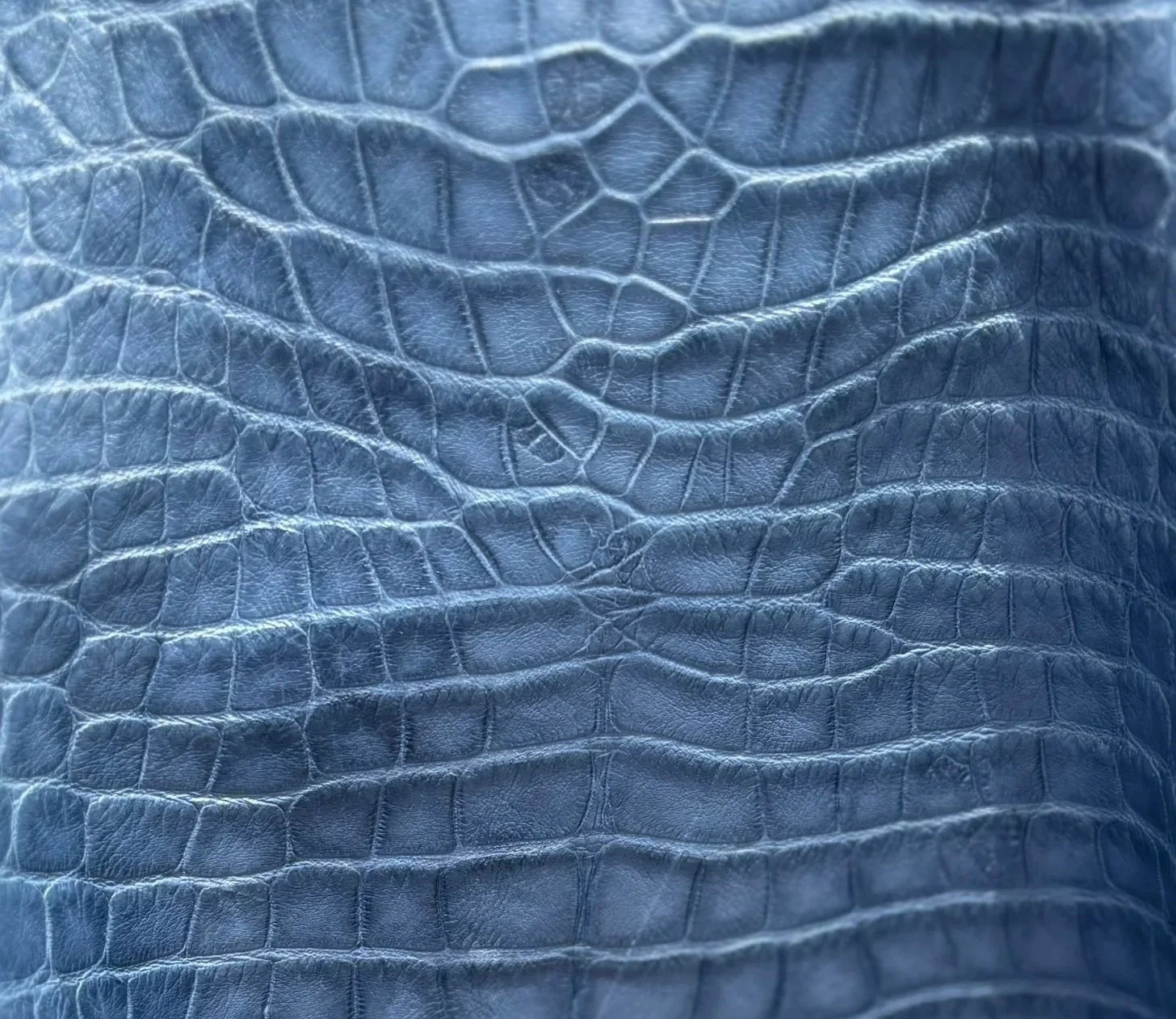DENIM BLUE