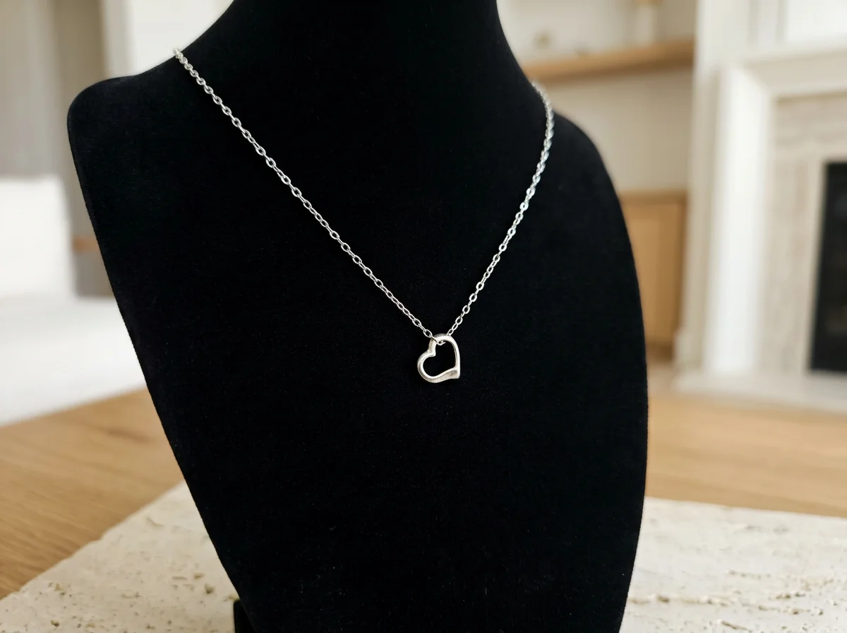 Floating Heart Necklace in .925 Sterling Silver